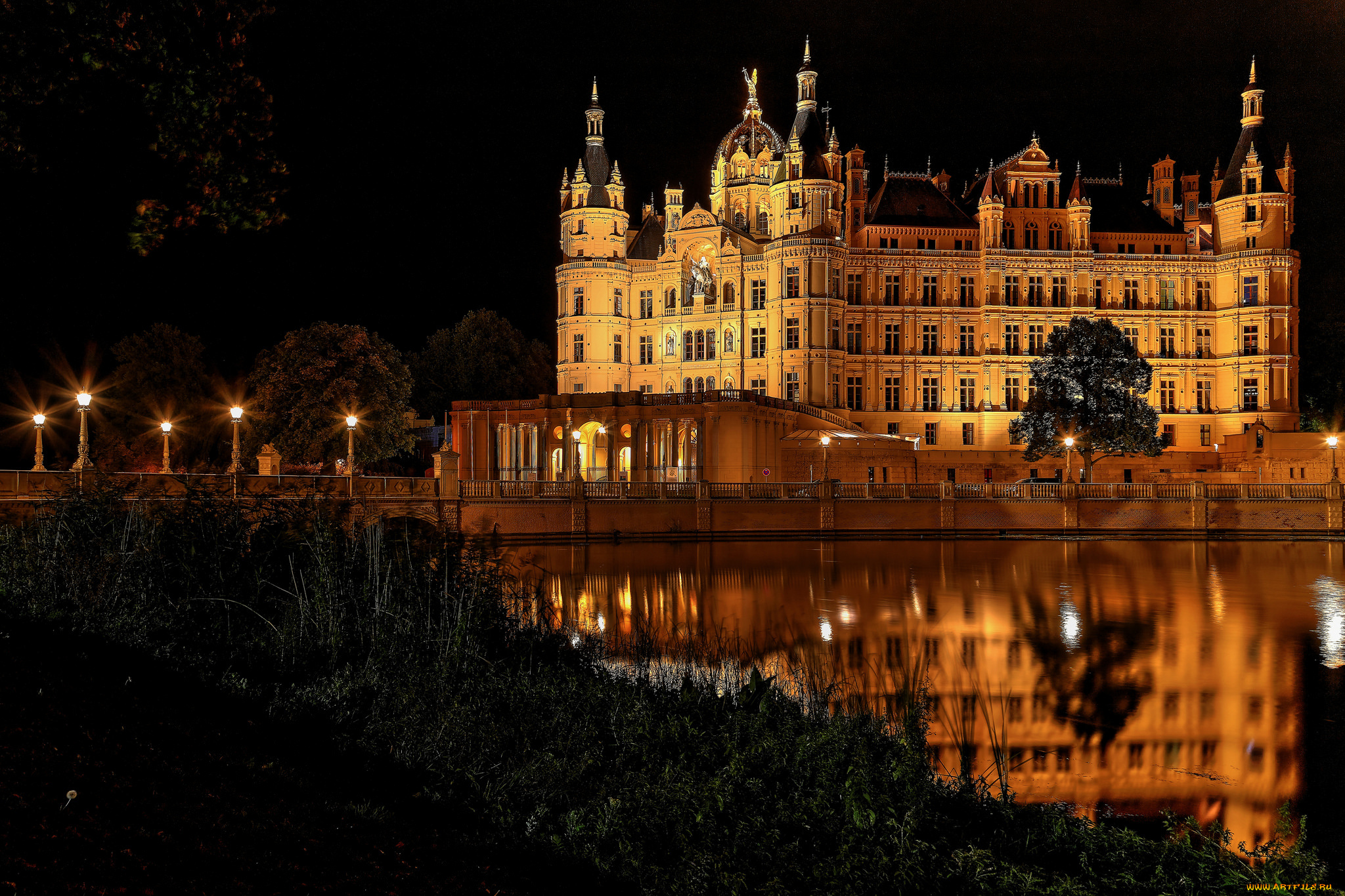 schwerin, города, замок, шверин, , германия, замок, водоем, ночь