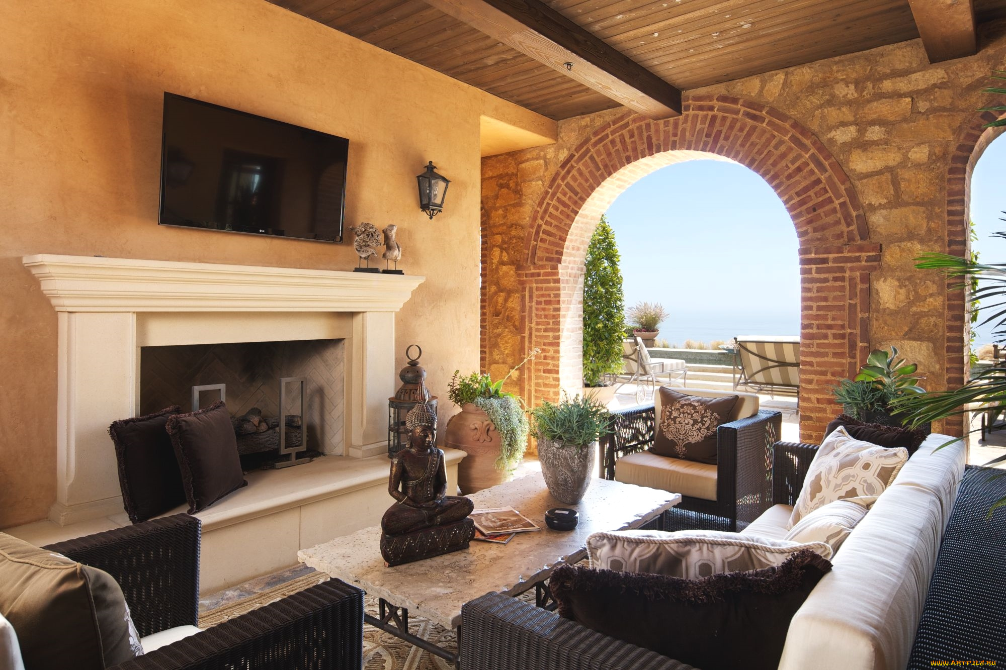 интерьер, гостиная, арки, диван, камин