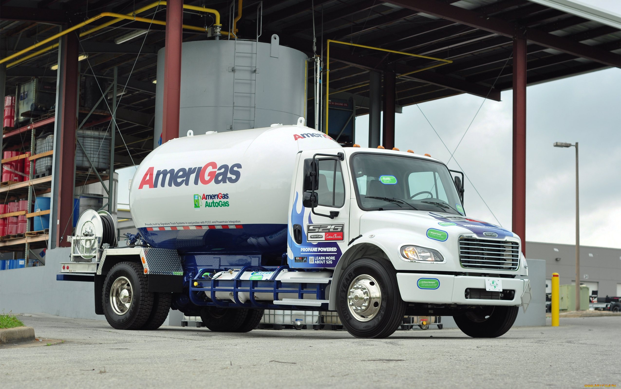 автомобили, freightliner