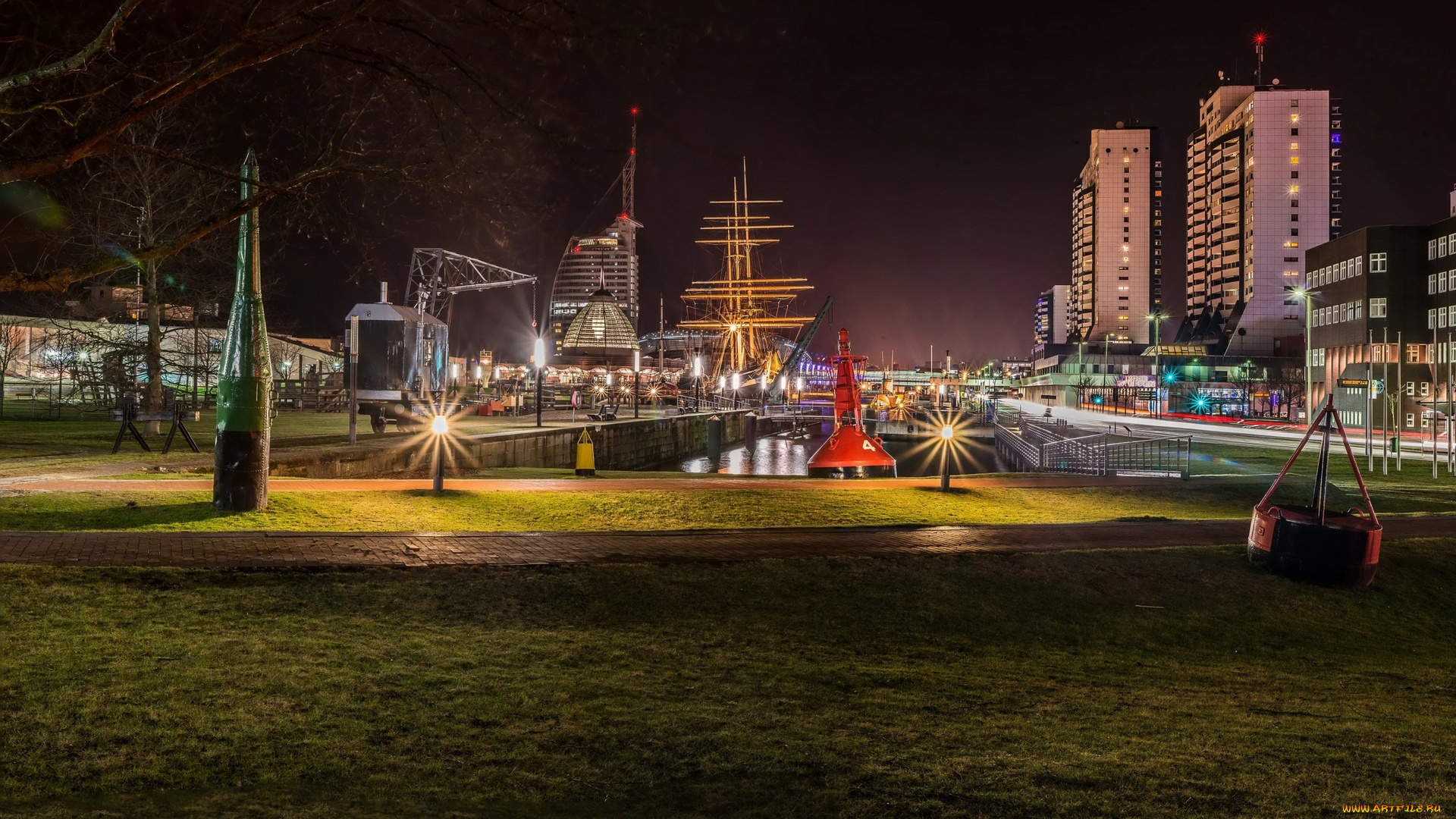 германия, города, -, огни, ночного, города, трава, дорожка, здания