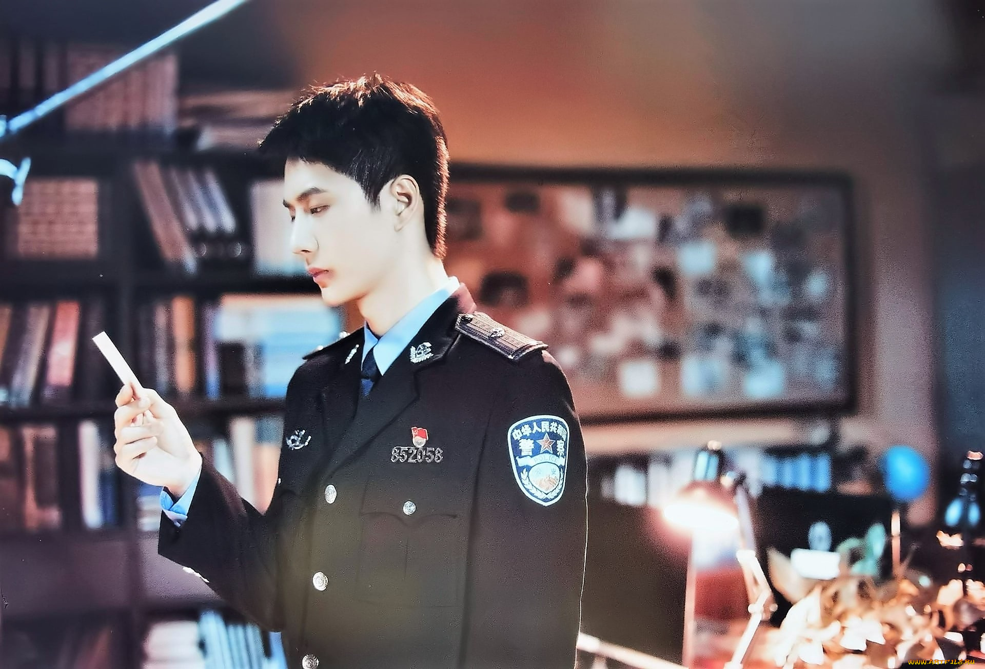 being, a, hero, кино, фильмы, -unknown, , другое, форма, комната