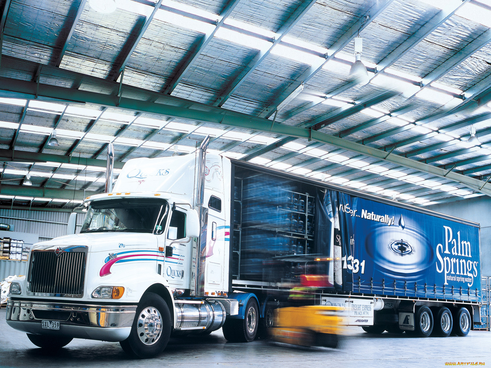 автомобили, international