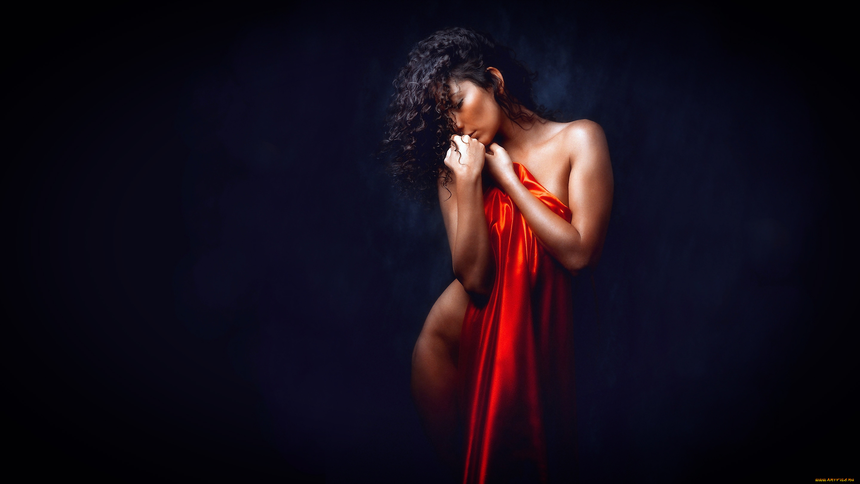 девушки, -unsort, , брюнетки, темноволосые, темный, фон, красное, поза, katrin