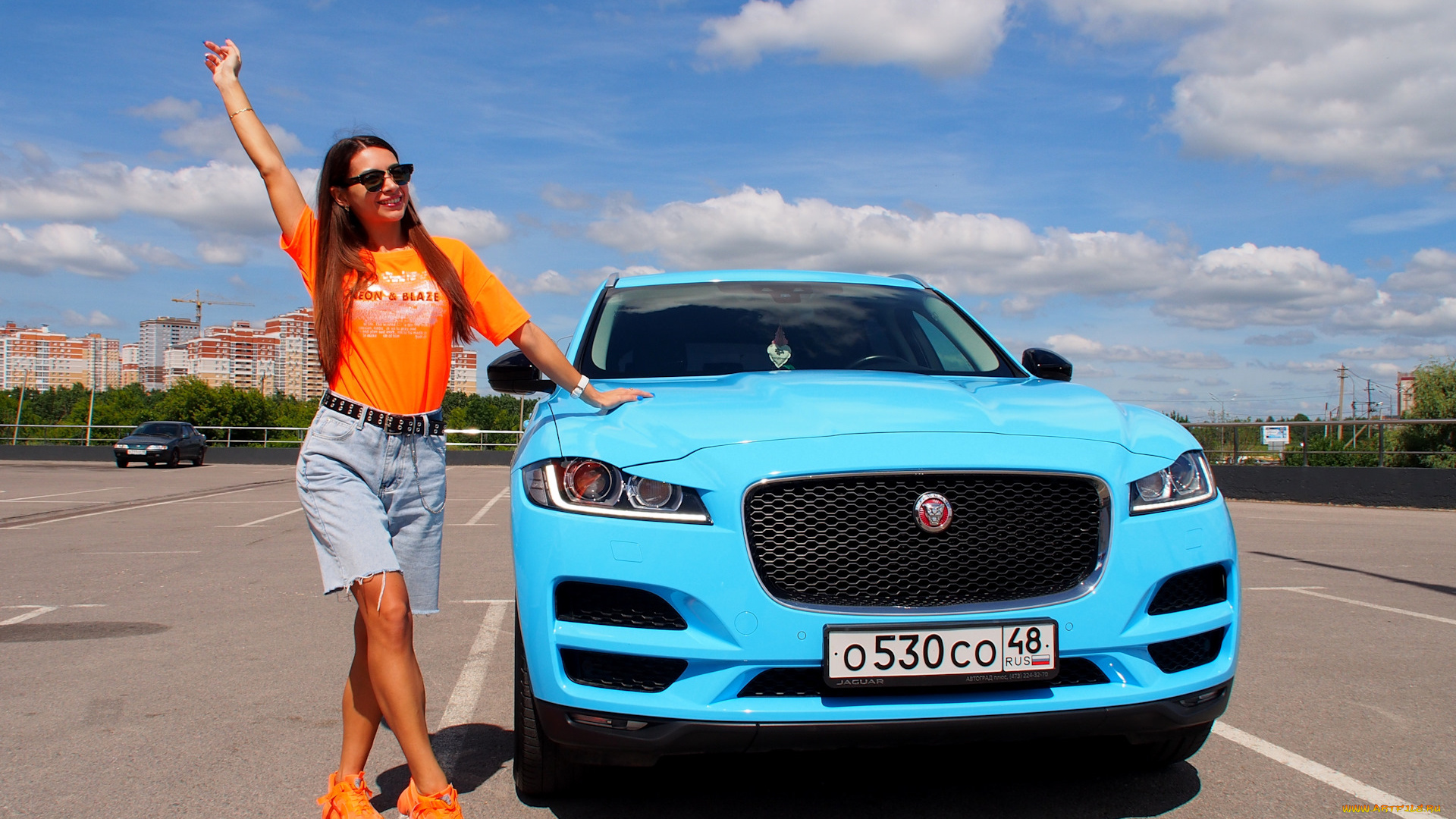 девушка, и, авто, автомобили, -авто, с, девушками, девушка, женщина, брюнетка, темноволосая, сексуальная, модель, звезда, позирует, разная, обувь, верхняя, стильная, одежда, нижнее, эротическое, бельё, трусы, лифчик, колготки, чулки, аксессуары, макияж, и, множество, элементов, на, фотографии