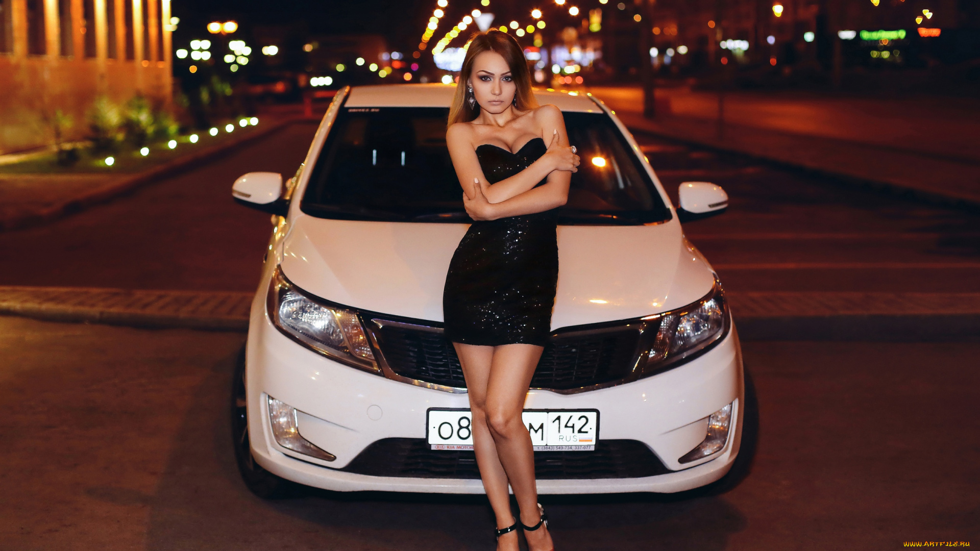 девушка, и, авто, автомобили, -авто, с, девушками, девушка, женщина, шатенка, темноволосая, сексуальная, модель, звезда, позирует, разная, обувь, верхняя, стильная, одежда, нижнее, эротическое, бельё, трусы, лифчик, колготки, чулки, аксессуары, макияж, и, множество, элементов, на, фотографии