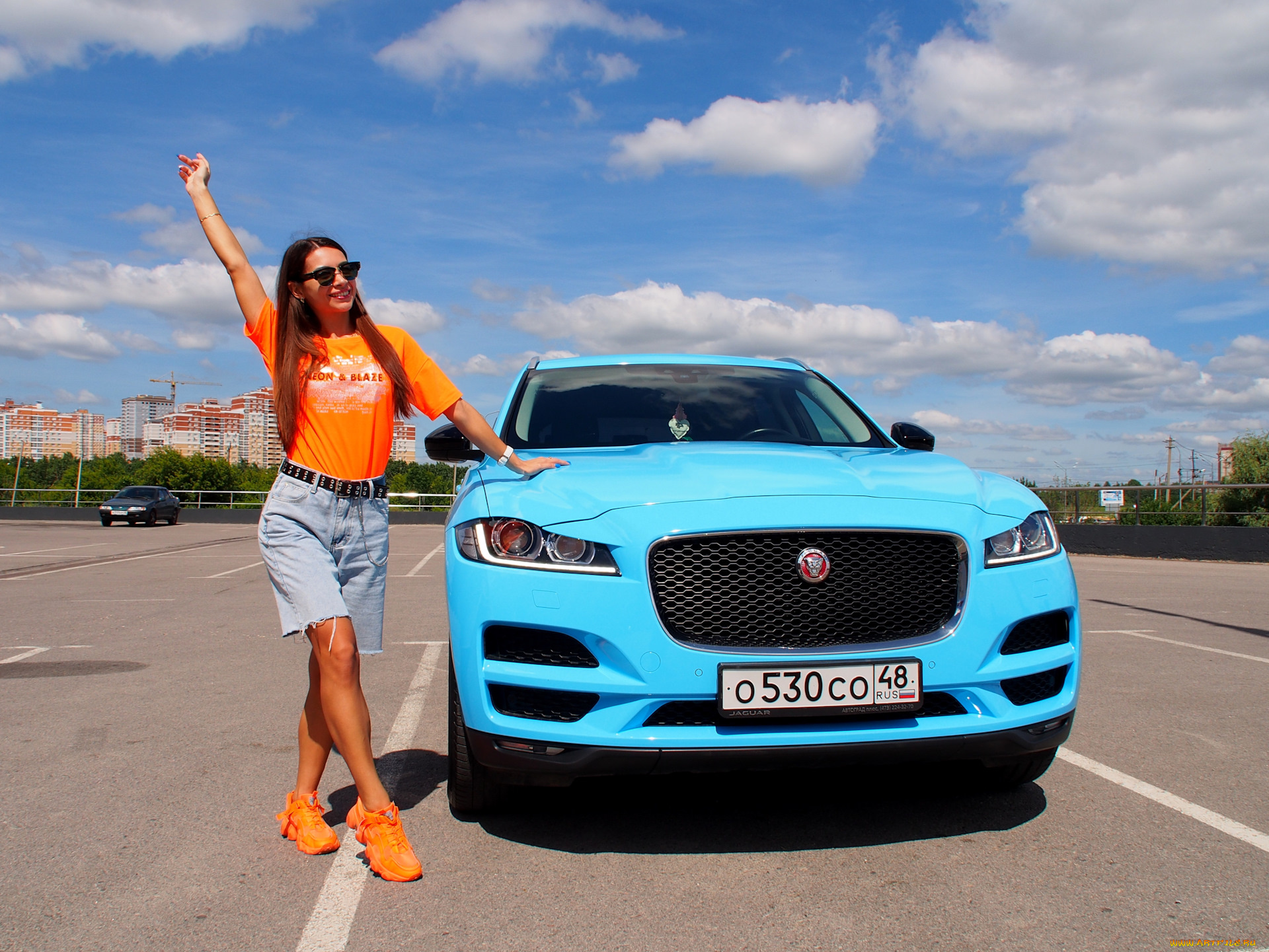 девушка, и, авто, автомобили, -авто, с, девушками, девушка, женщина, брюнетка, темноволосая, сексуальная, модель, звезда, позирует, разная, обувь, верхняя, стильная, одежда, нижнее, эротическое, бельё, трусы, лифчик, колготки, чулки, аксессуары, макияж, и, множество, элементов, на, фотографии