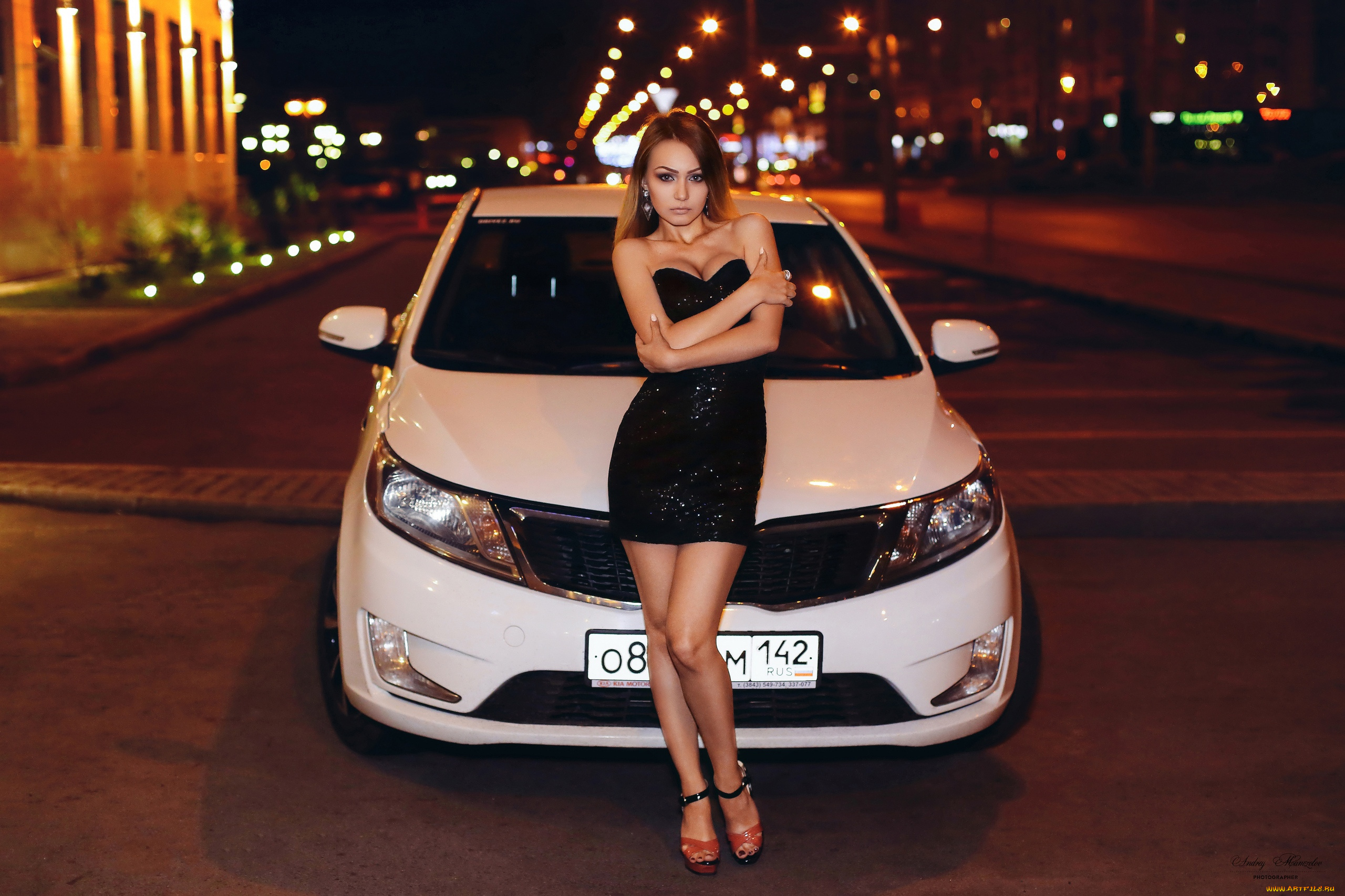 девушка, и, авто, автомобили, -авто, с, девушками, девушка, женщина, шатенка, темноволосая, сексуальная, модель, звезда, позирует, разная, обувь, верхняя, стильная, одежда, нижнее, эротическое, бельё, трусы, лифчик, колготки, чулки, аксессуары, макияж, и, множество, элементов, на, фотографии