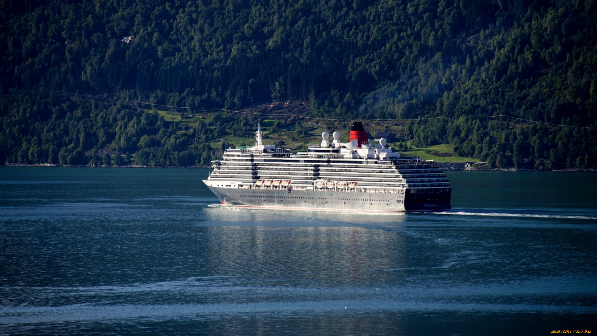queen, victoria, корабли, лайнеры, лайнер, река, queen, victoria