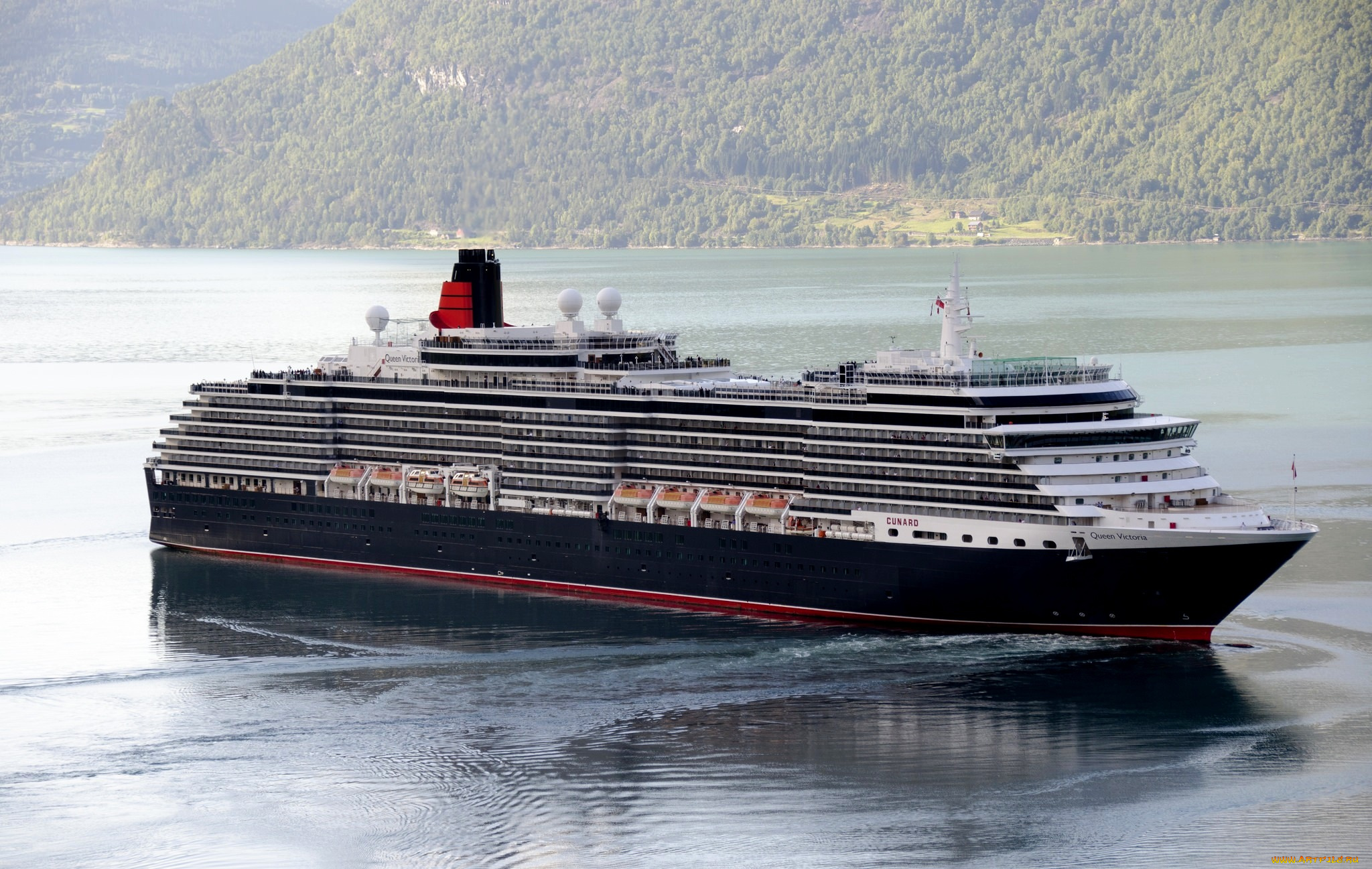 queen, victoria, корабли, лайнеры, лайнер, река, queen, victoria, liner, river