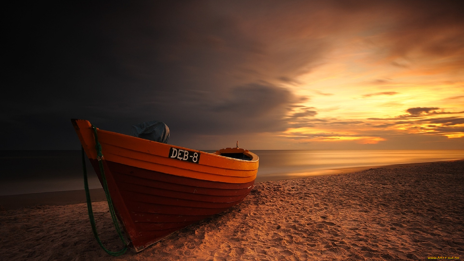 корабли, лодки, , шлюпки, закат, jacek, lisiewicz, небо, облака, песок, море, лодка