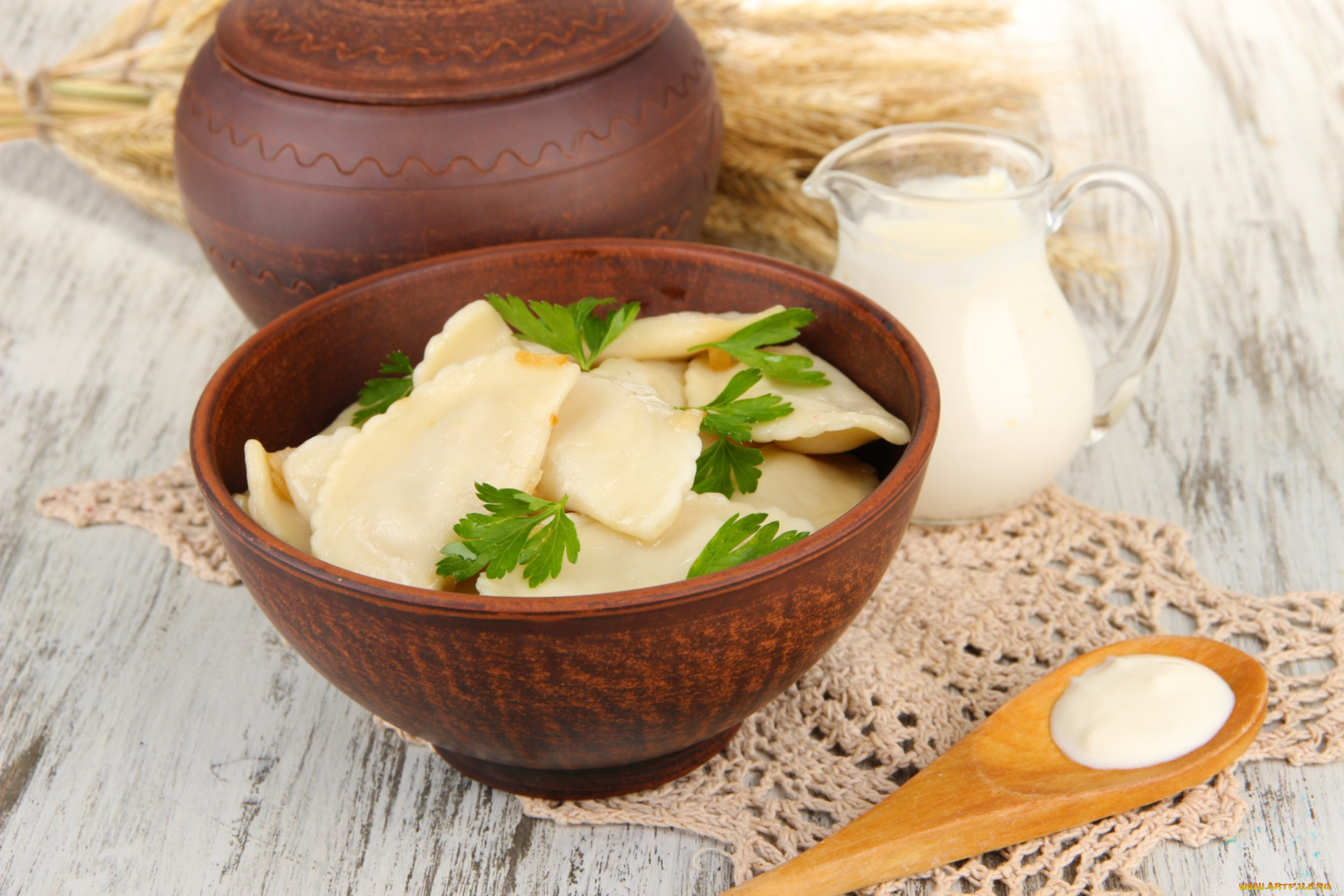 еда, пельмени, , манты, , вареники, сметана, вареники, молоко