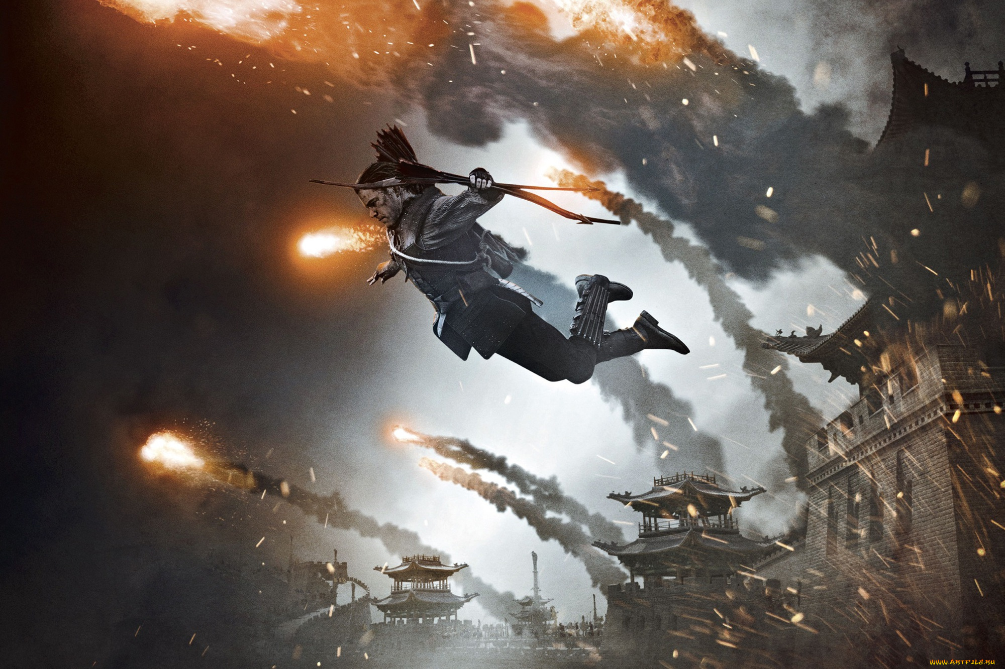 кино, фильмы, the, great, wall, мэтт, дэймон, огонь, стрелы, искры, лук, прыжок, the, great, wall, великая, стена, колчан, китай, фэнтези, лучник, дым, matt, damon