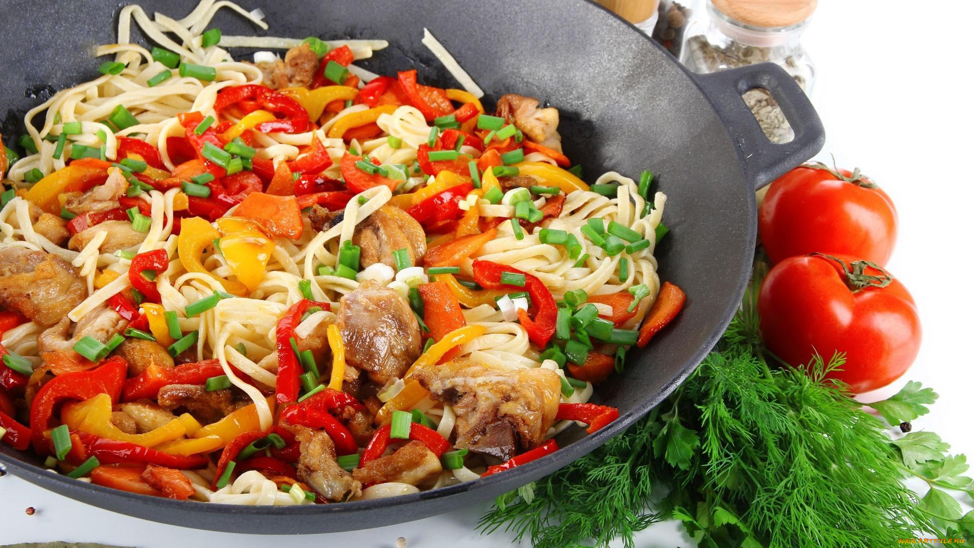 еда, вторые, блюда, овощи, грибы, лапша, помидоры, укроп, томаты