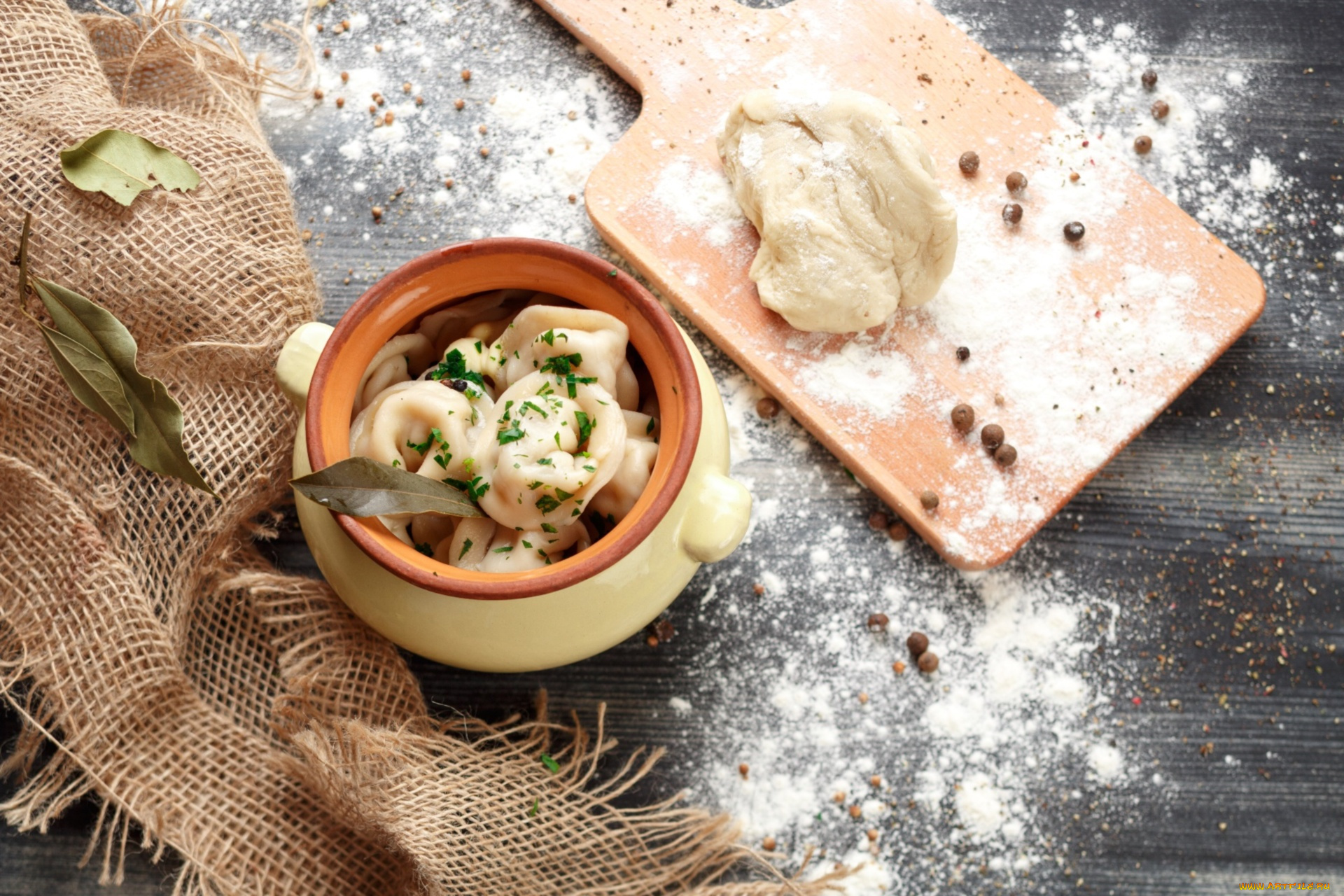 еда, пельмени, , манты, , вареники, горшок, специи