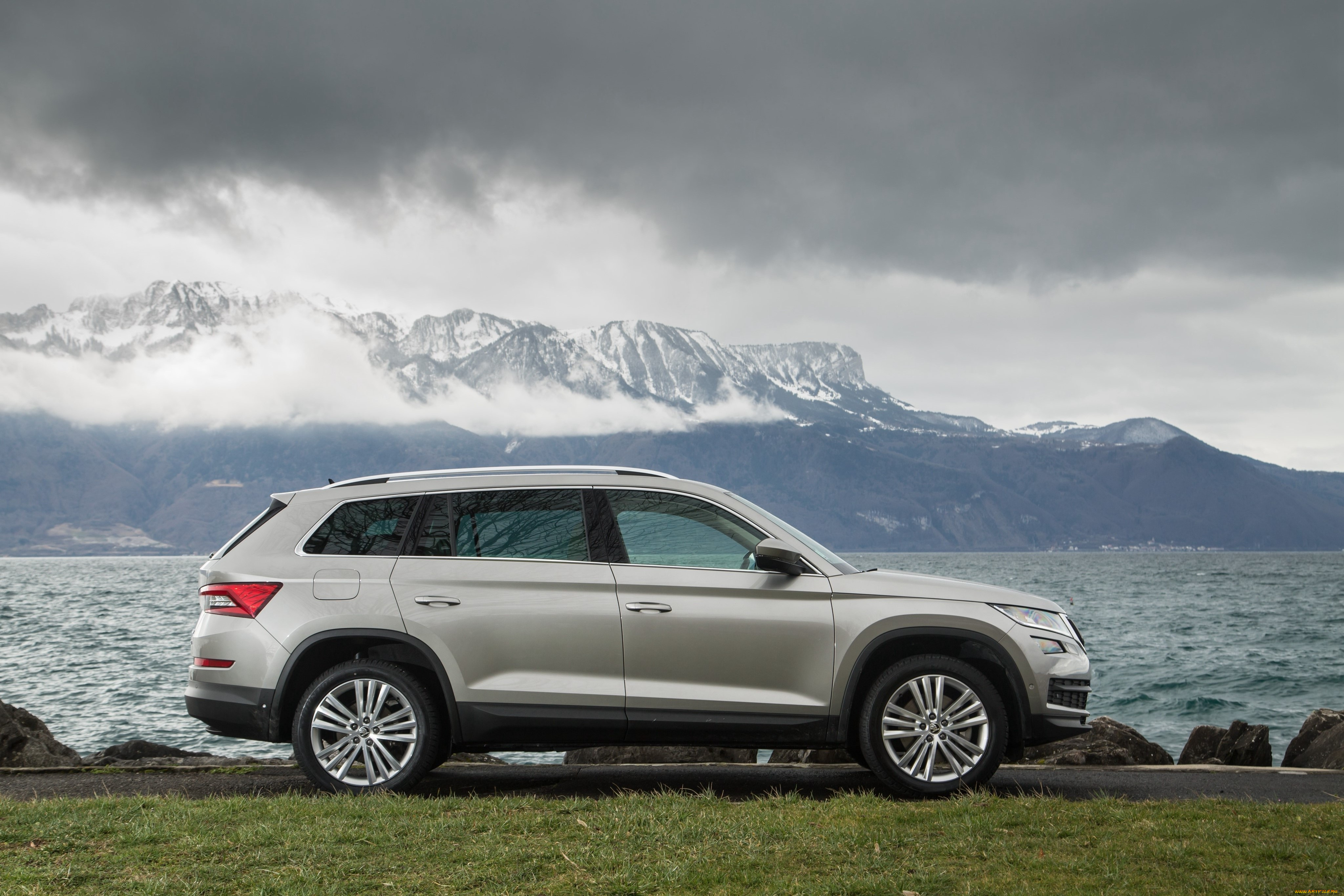 автомобили, skoda