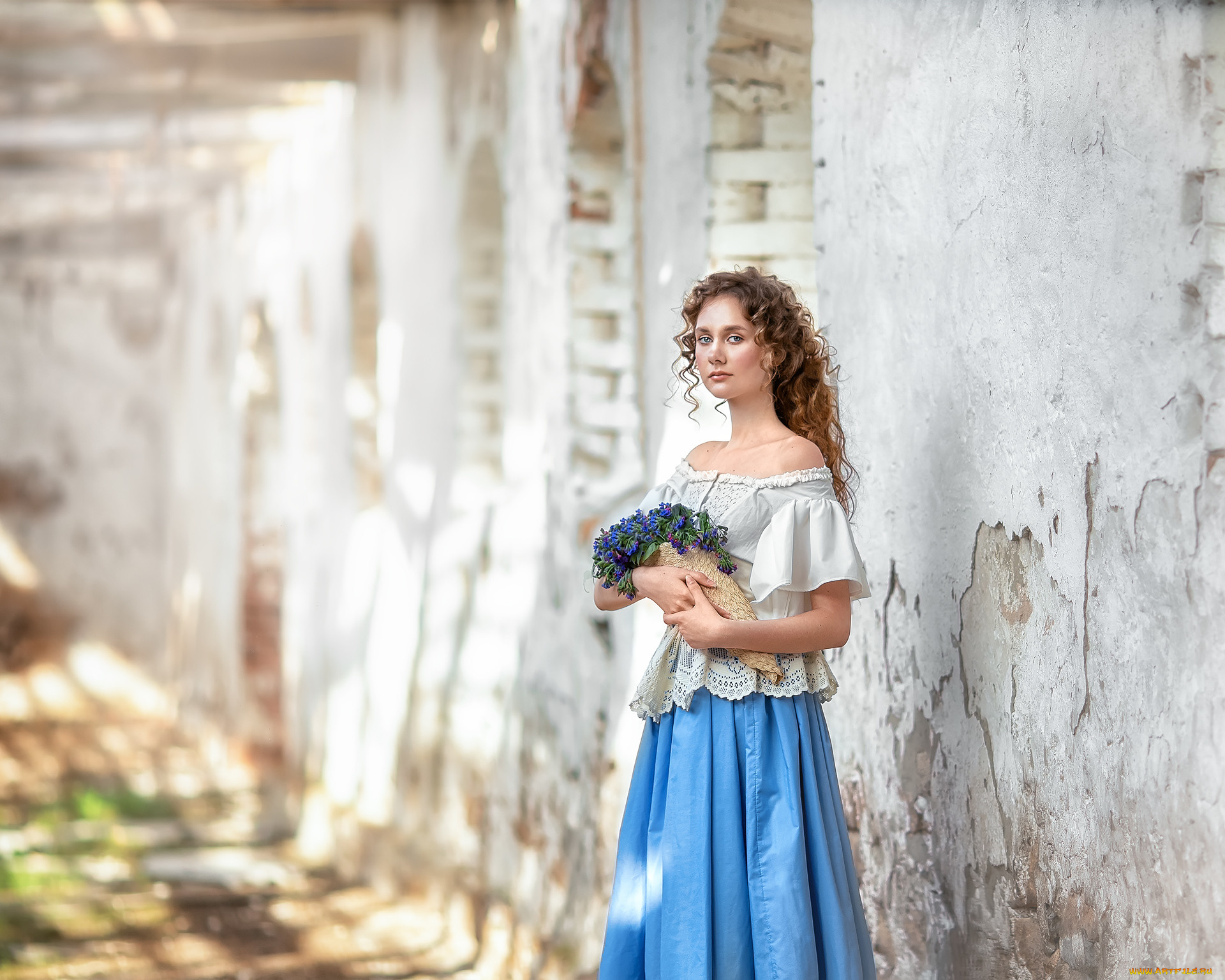 девушки, -, брюнетки, , шатенки, русая, блузка, юбка, цветы, стена