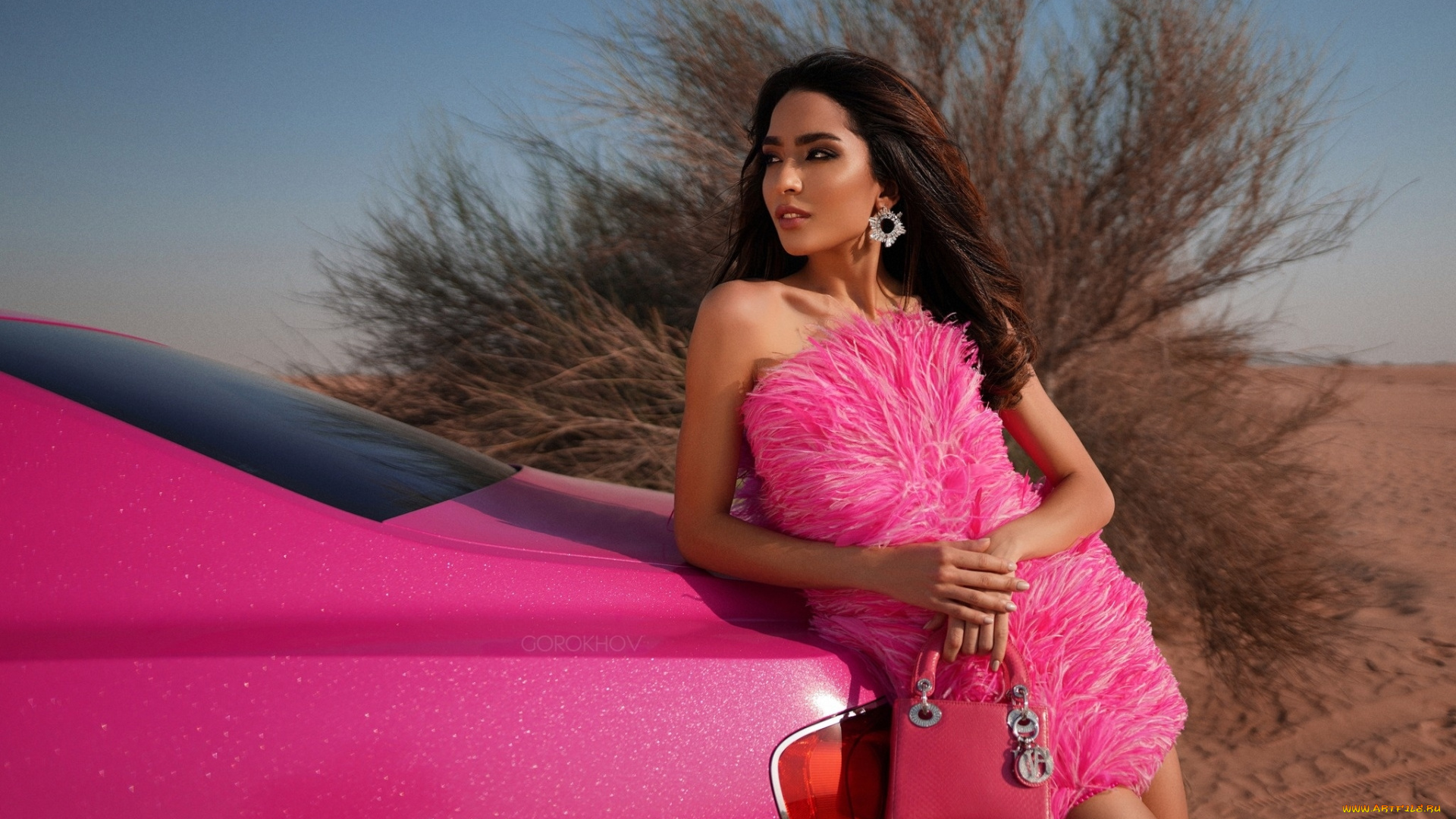 девушки, -, брюнетки, , шатенки, брюнетка, розовое, платье, мини, сумочка