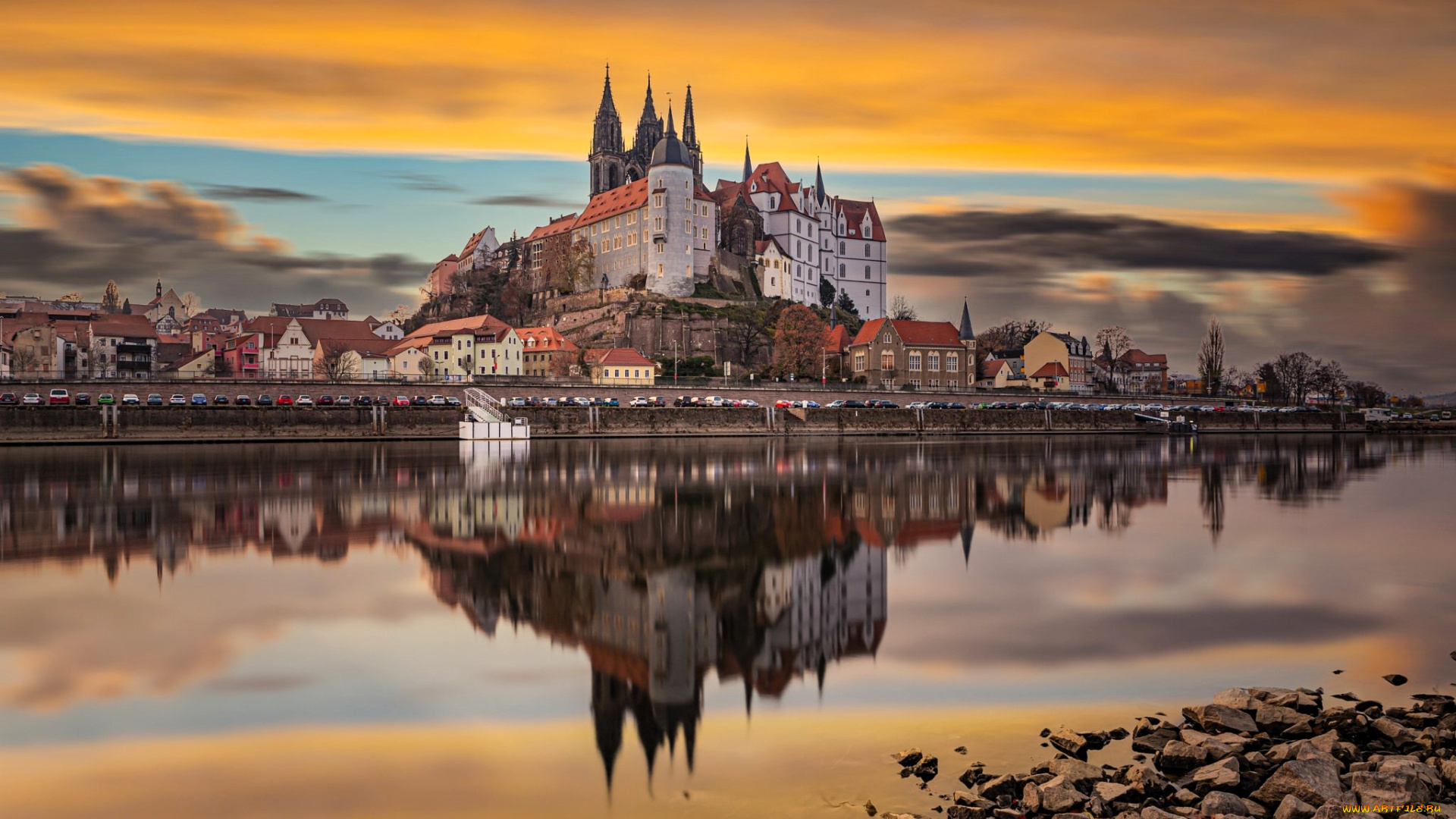 альбрехтсбург, города, замки, германии, замок, дома, озеро, камни, тучи, закат