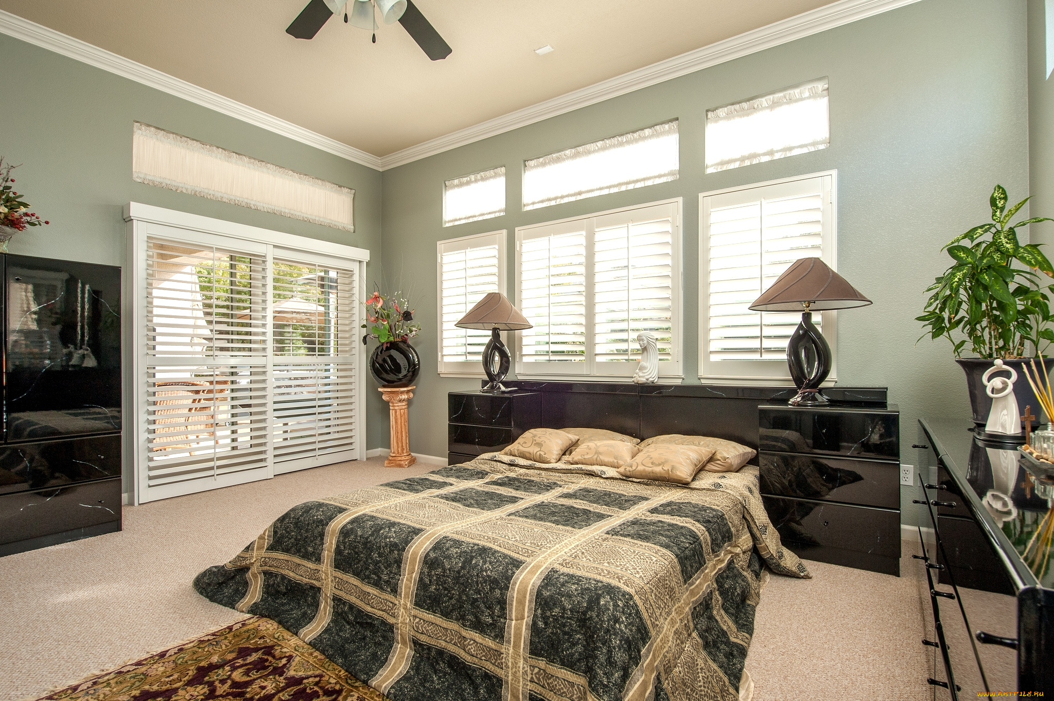 интерьер, спальня, лампы, кровать