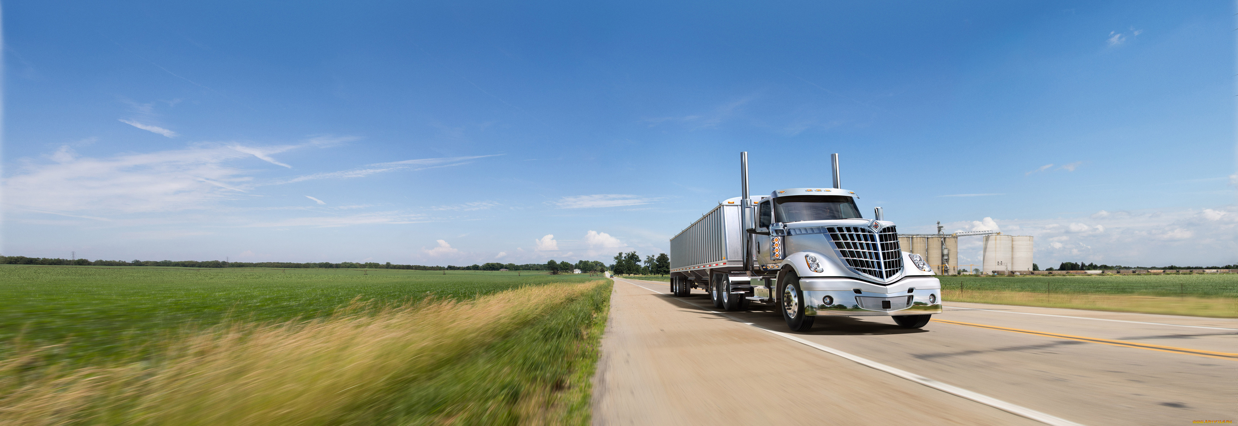 автомобили, international