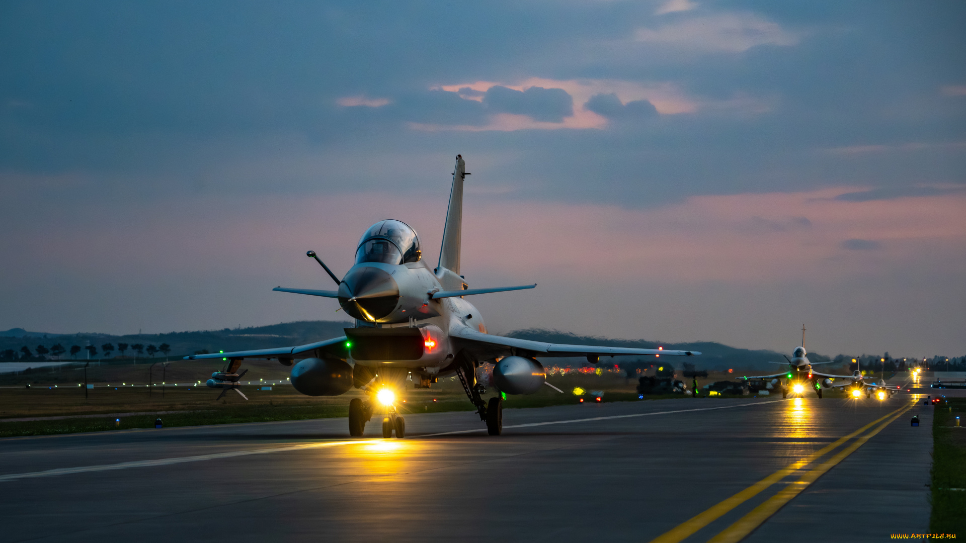 авиация, боевые, самолёты, ввс, ноак, j10, самолет, фотография, военные, военный, облака, вид, спереди, огни, небо, дорога, пилот, взлетно, посадочная, полоса