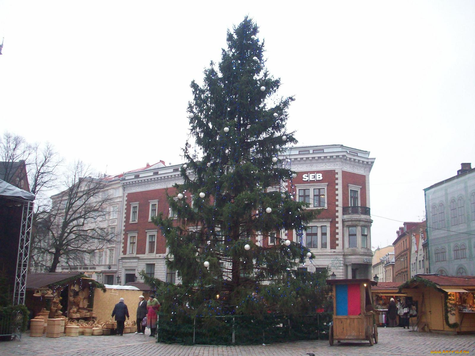 рига, на, заднем, плане, цветочная, улица, где, ездил, штирлиц, города, латвия