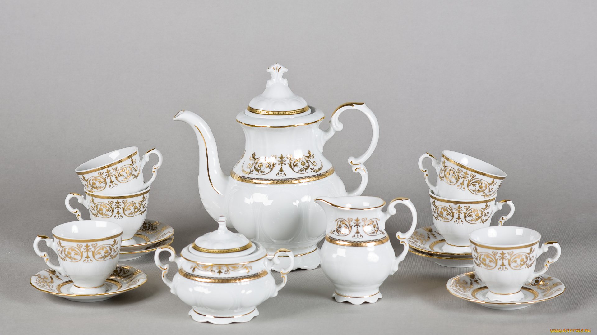 разное, посуда, столовые, приборы, кухонная, утварь, фарфро, сервиз, тарелочки, чайник, чашки