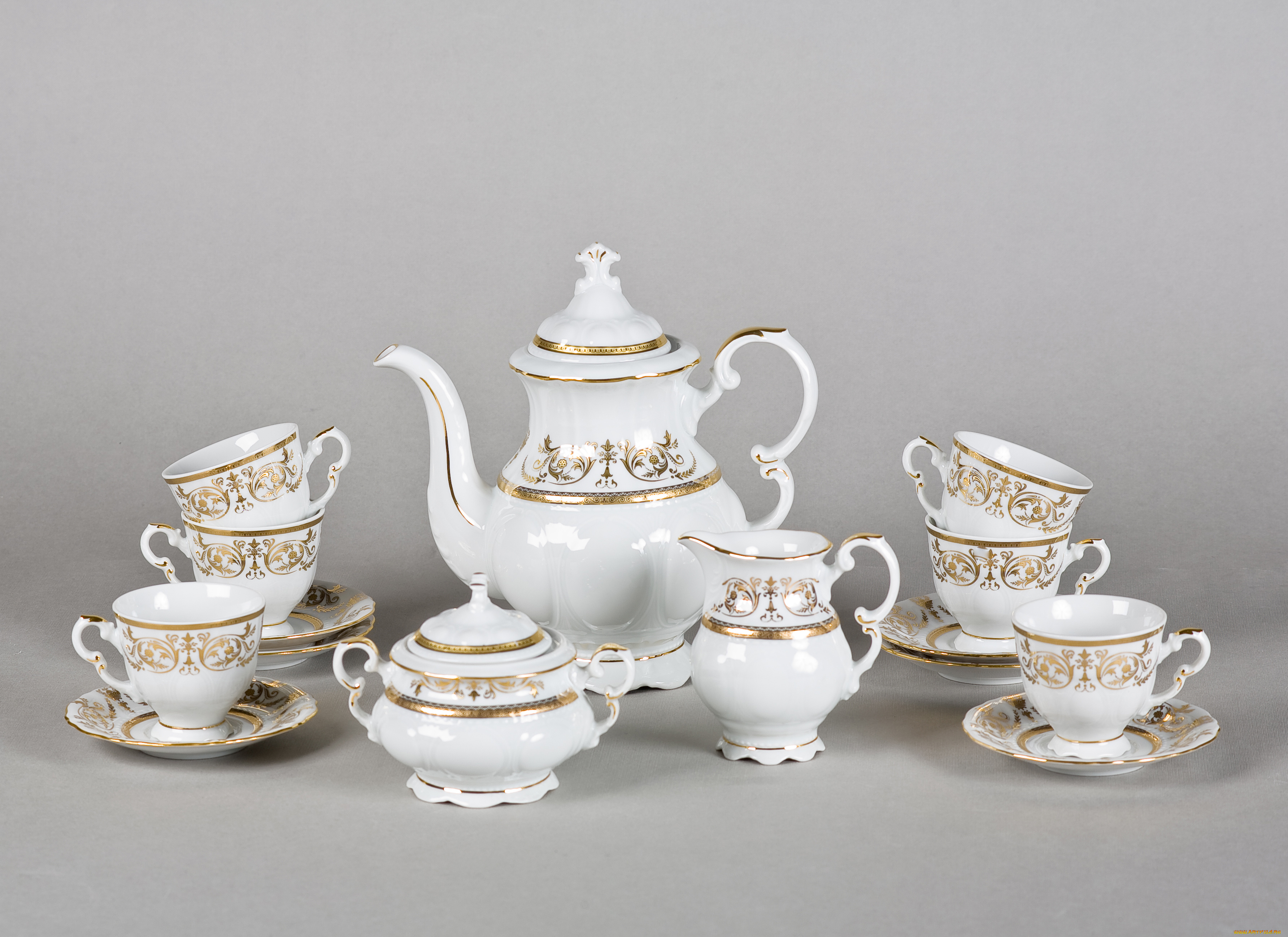 разное, посуда, столовые, приборы, кухонная, утварь, фарфро, сервиз, тарелочки, чайник, чашки