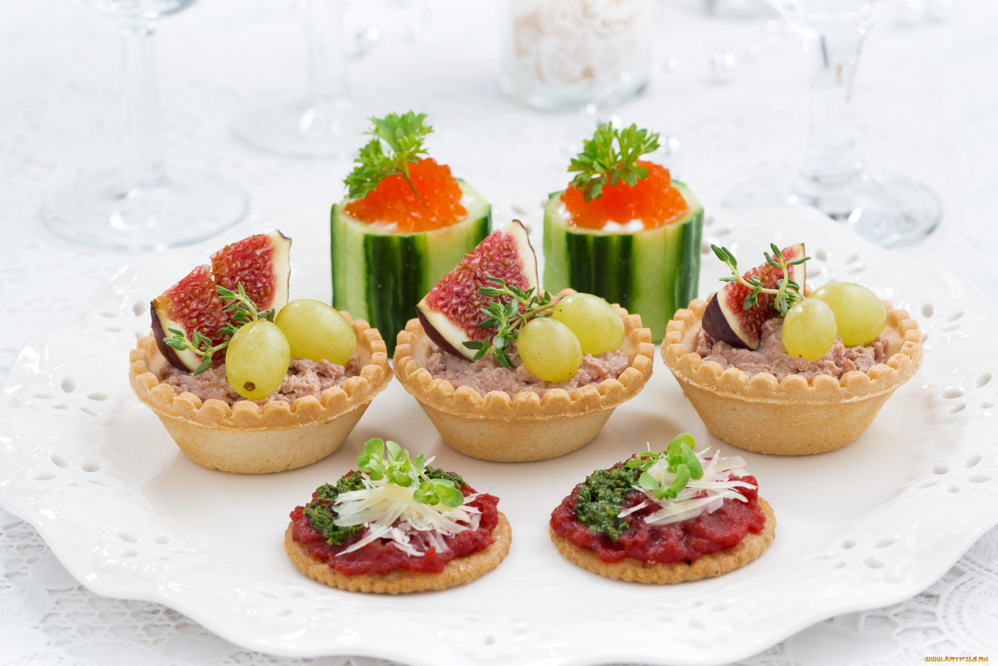 еда, бутерброды, , гамбургеры, , канапе, икра, инжир, огурцы, соус, виноград, паштет, мини, закуски