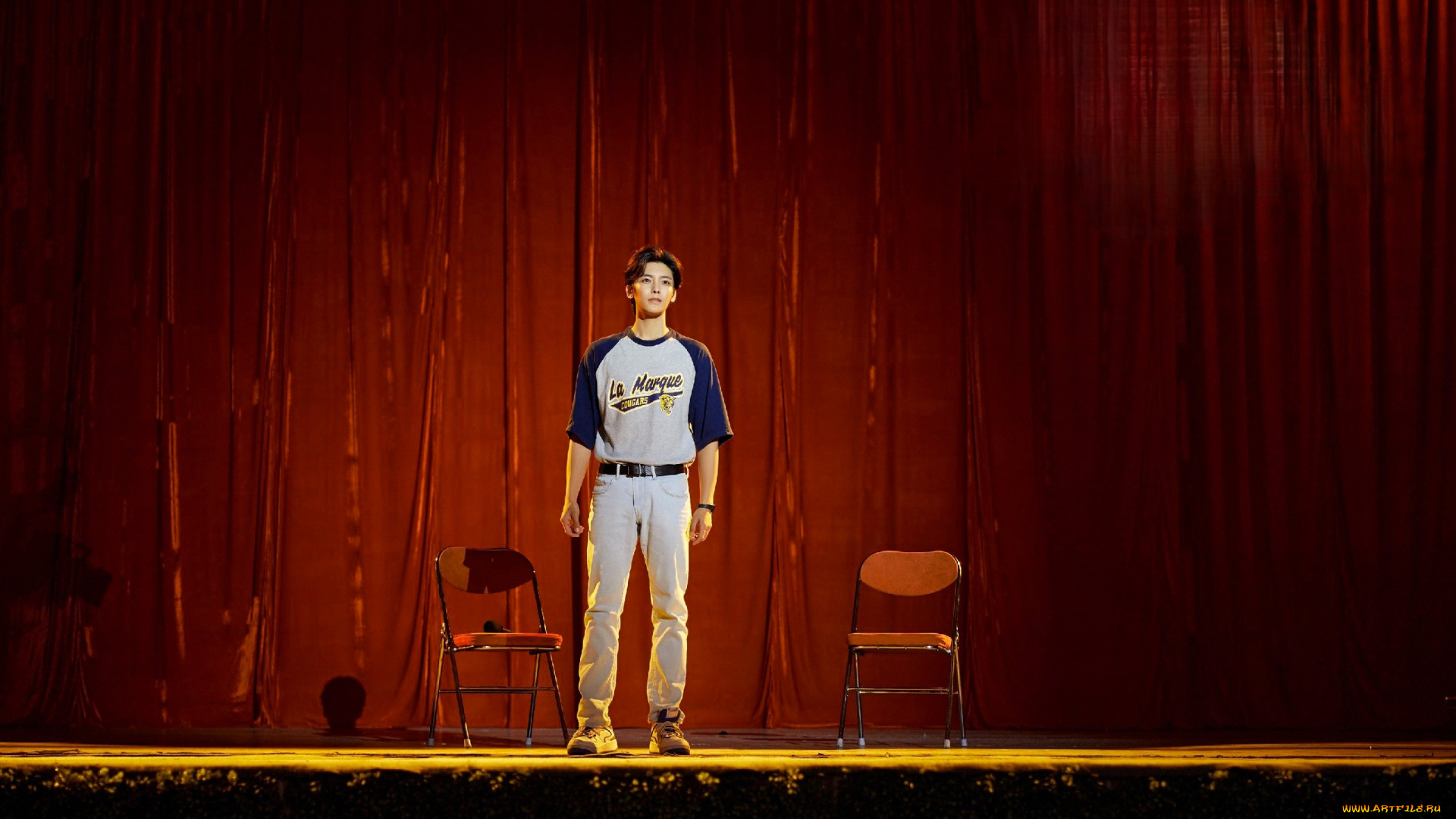 кино, фильмы, young, babylon, парень, сцена, кулисы, стулья