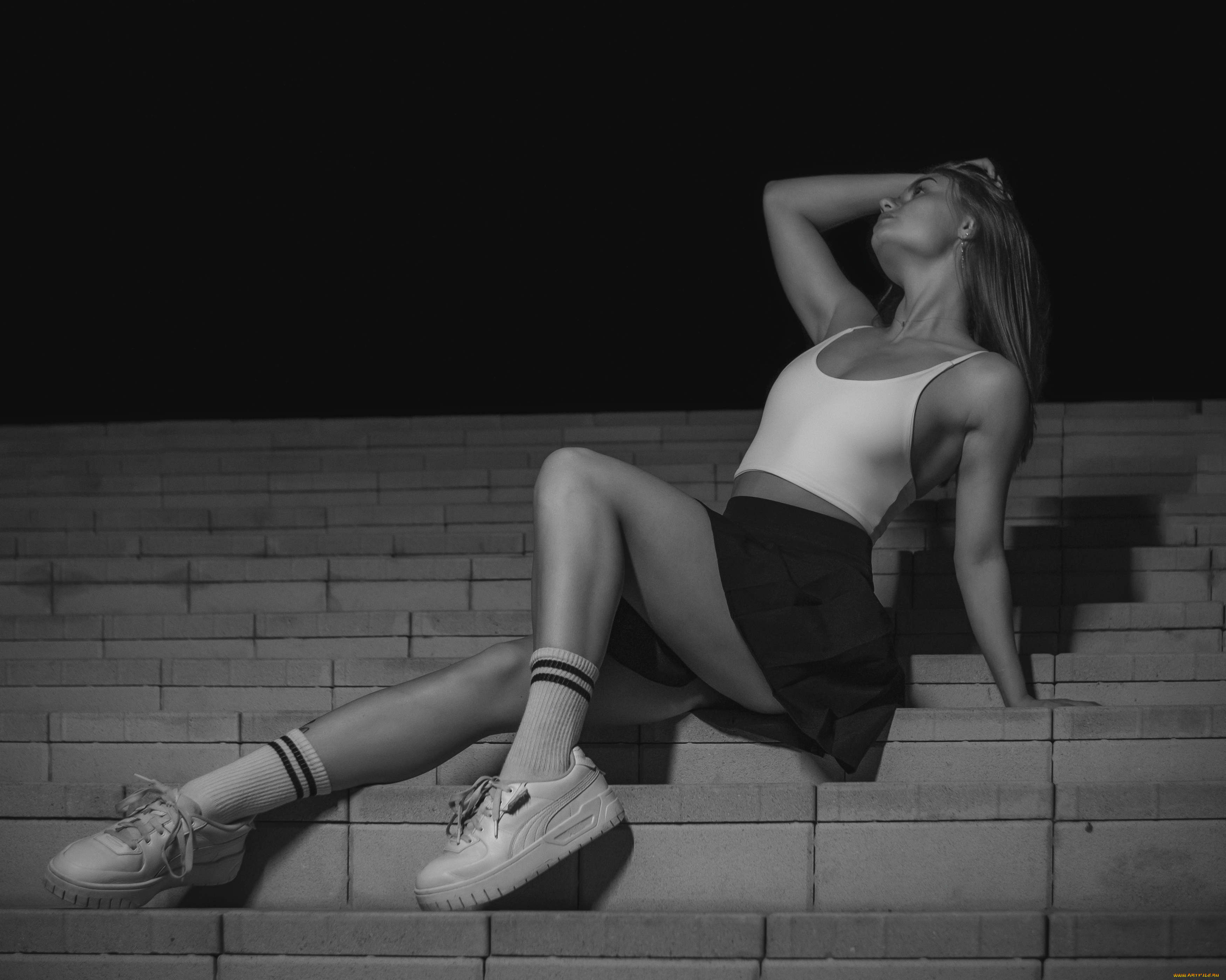 красивая, девушка, девушки, -, черно-белые, девушка, женщина, блондинка, светловолосая, сексуальная, модель, звезда, позирует, разная, обувь, верхняя, стильная, одежда, нижнее, эротическое, бельё, трусы, лифчик, колготки, чулки, аксессуары, макияж, и, множество, элементов, на, фотографии