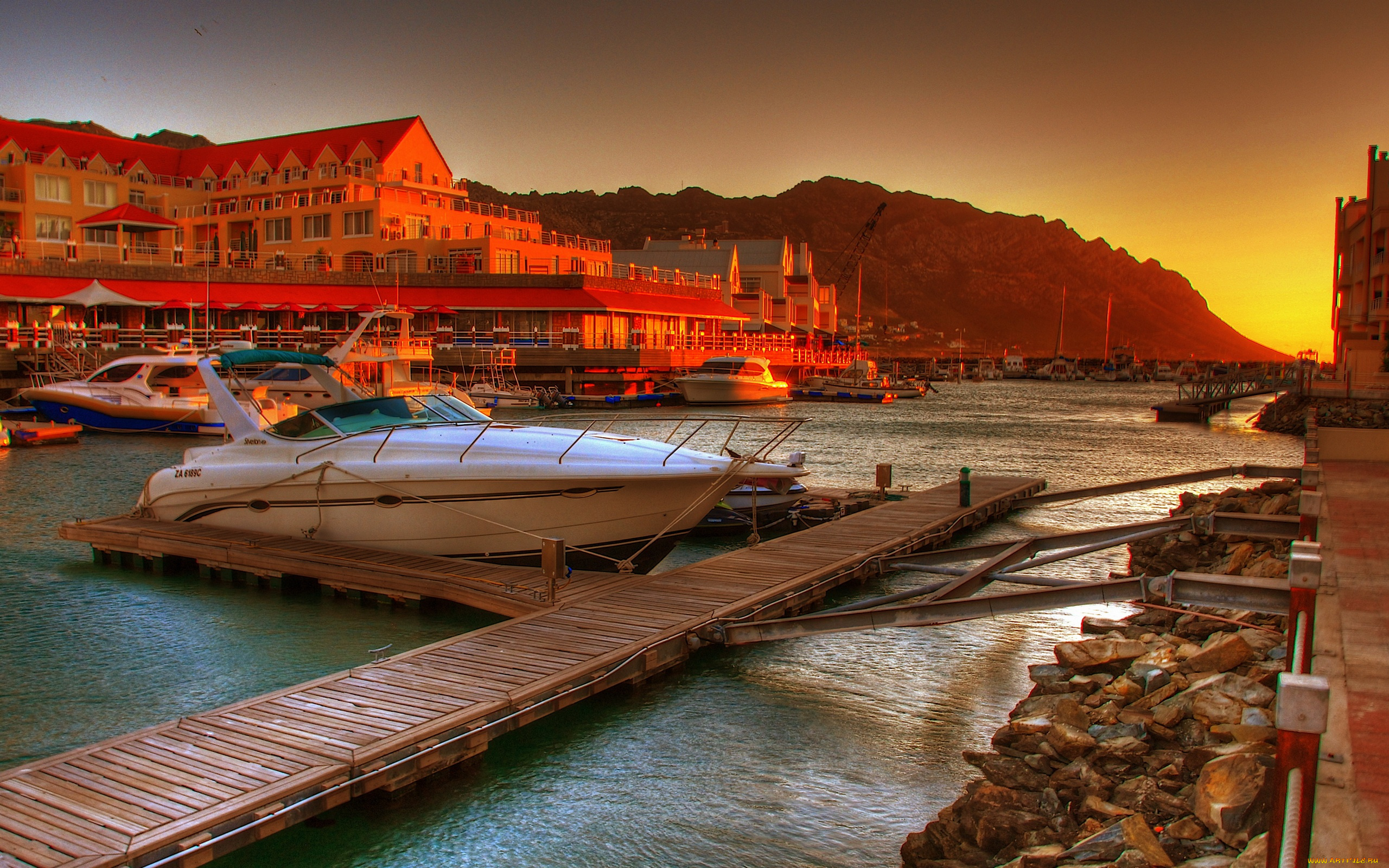 корабли, порты, причалы