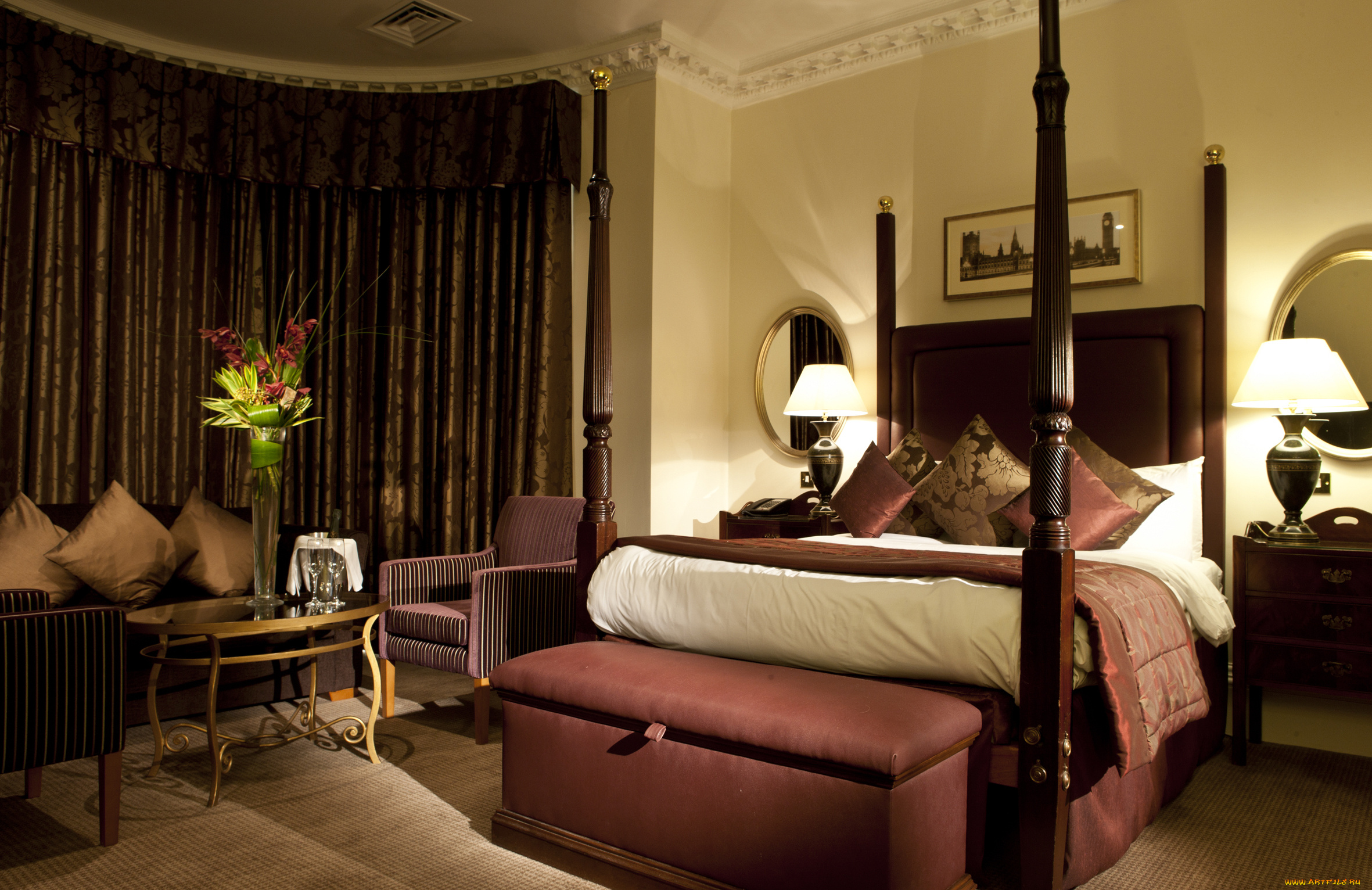 интерьер, спальня, букет, лампа, кровать