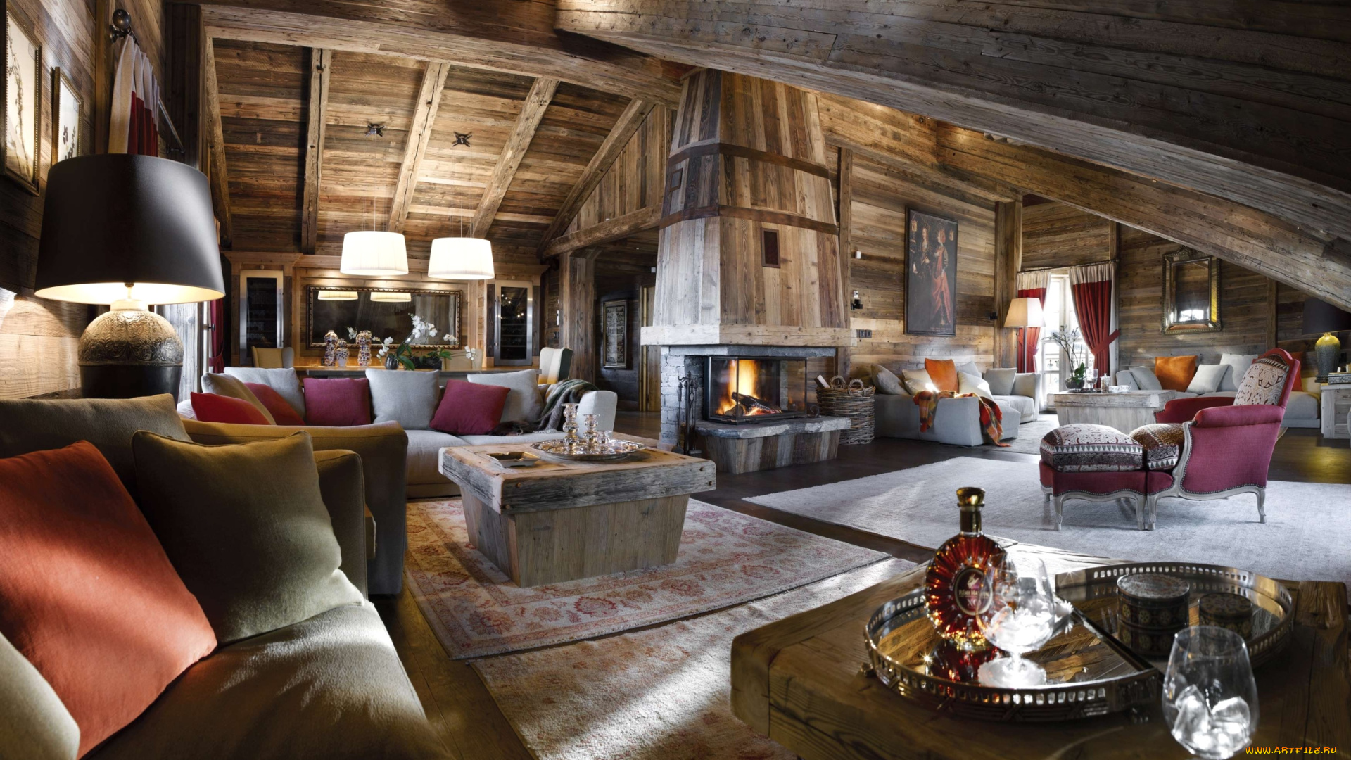 интерьер, гостиная, диваны, подушки, кресла, столики, камин