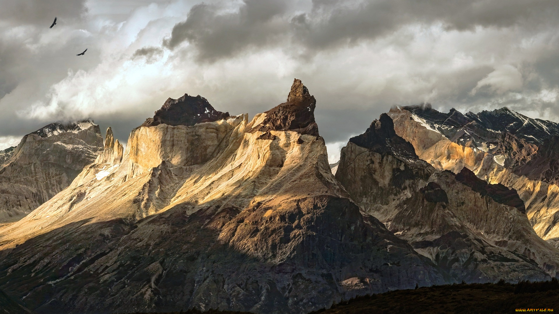 торрес-дель-пайне, , Чили, природа, горы, небо, тучи, скалы, птицы