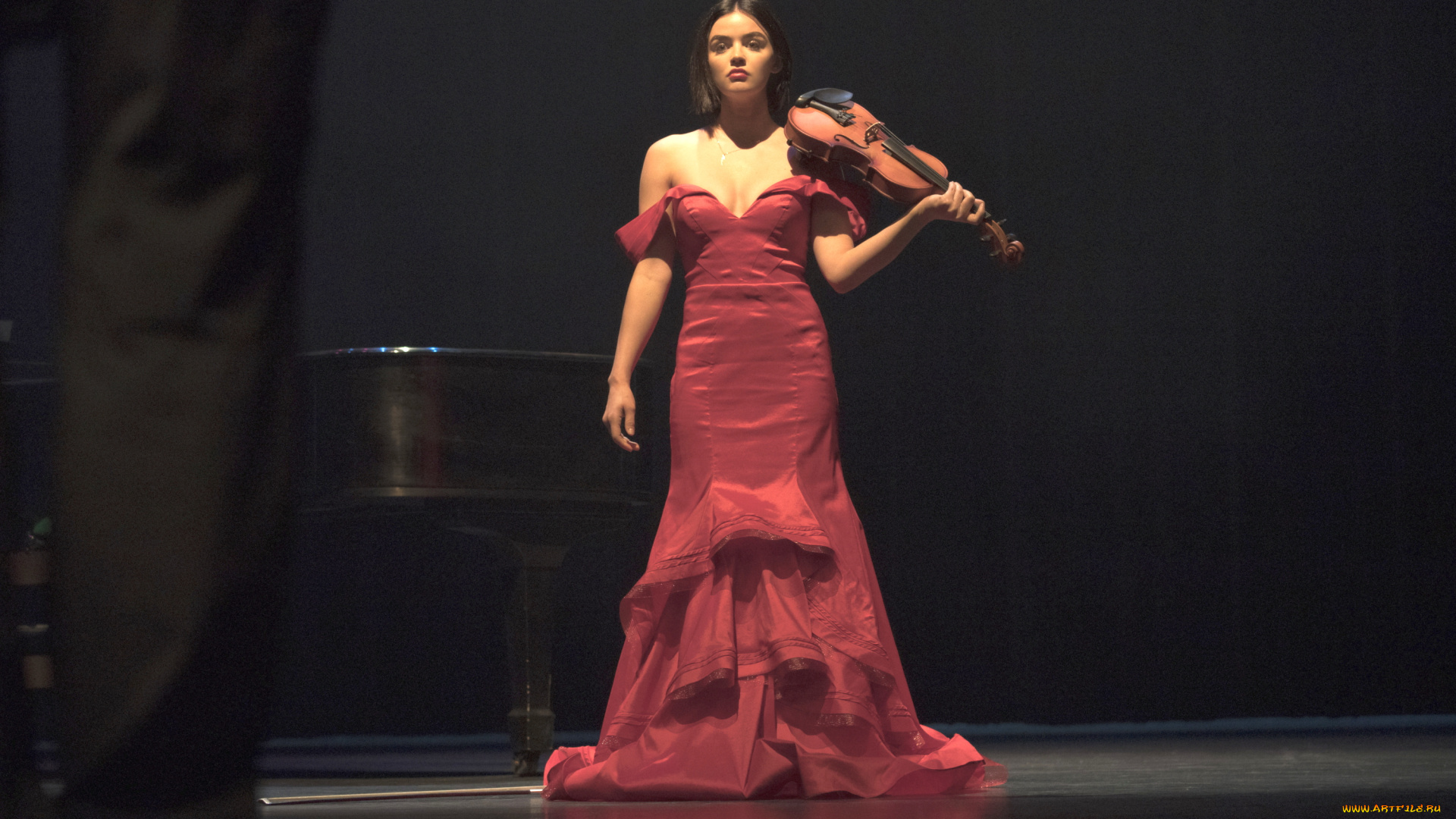 big, gold, brick, ||, 2022, кино, фильмы, -unknown, , другое, big, gold, brick, люси, хейл, author, oreskis, фэнтези, комедия, lucy, hale, lily