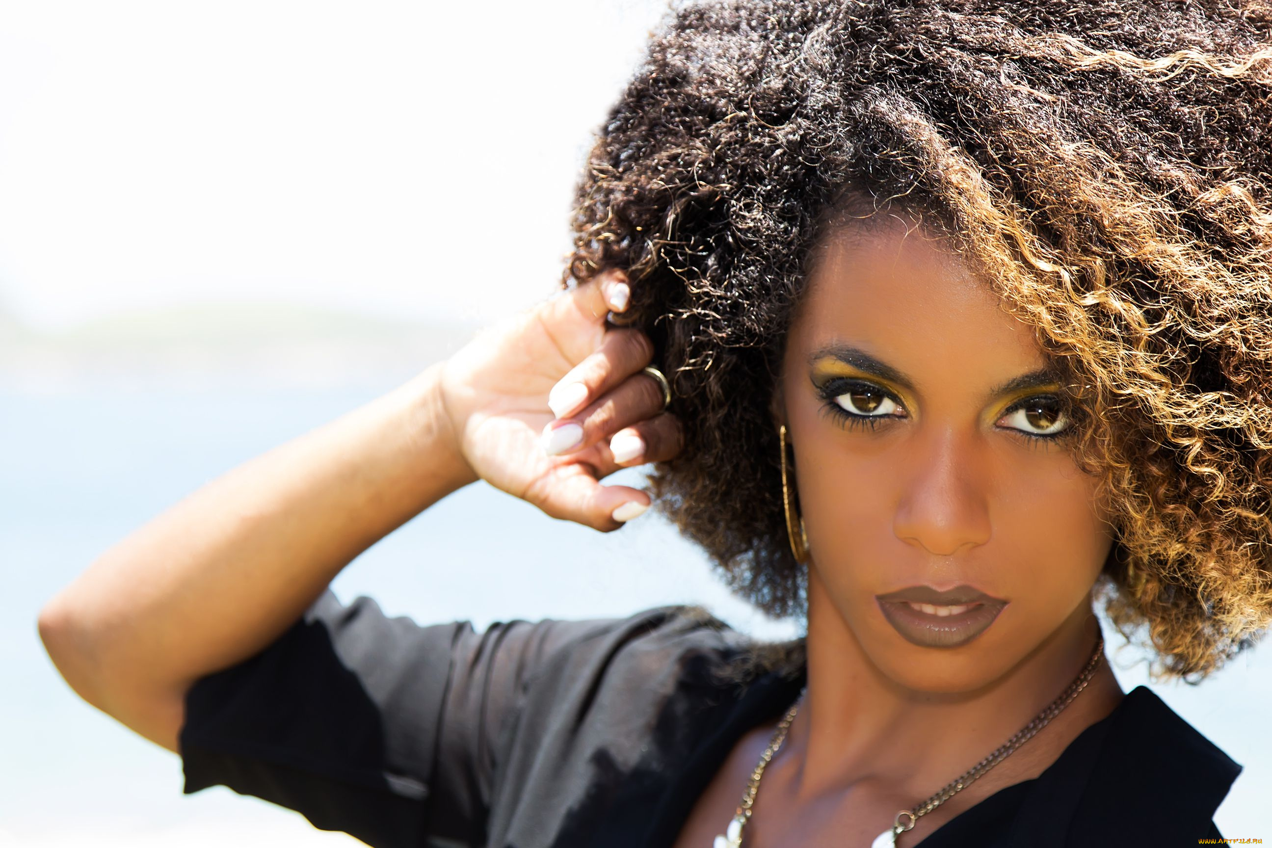 ivi, pizzott, девушки, смуглая, мулатка, красотка, чернокожая, темнокожая, модель, лицо, причёска, портрет, ivi, pizzott, девушка, брюнетка