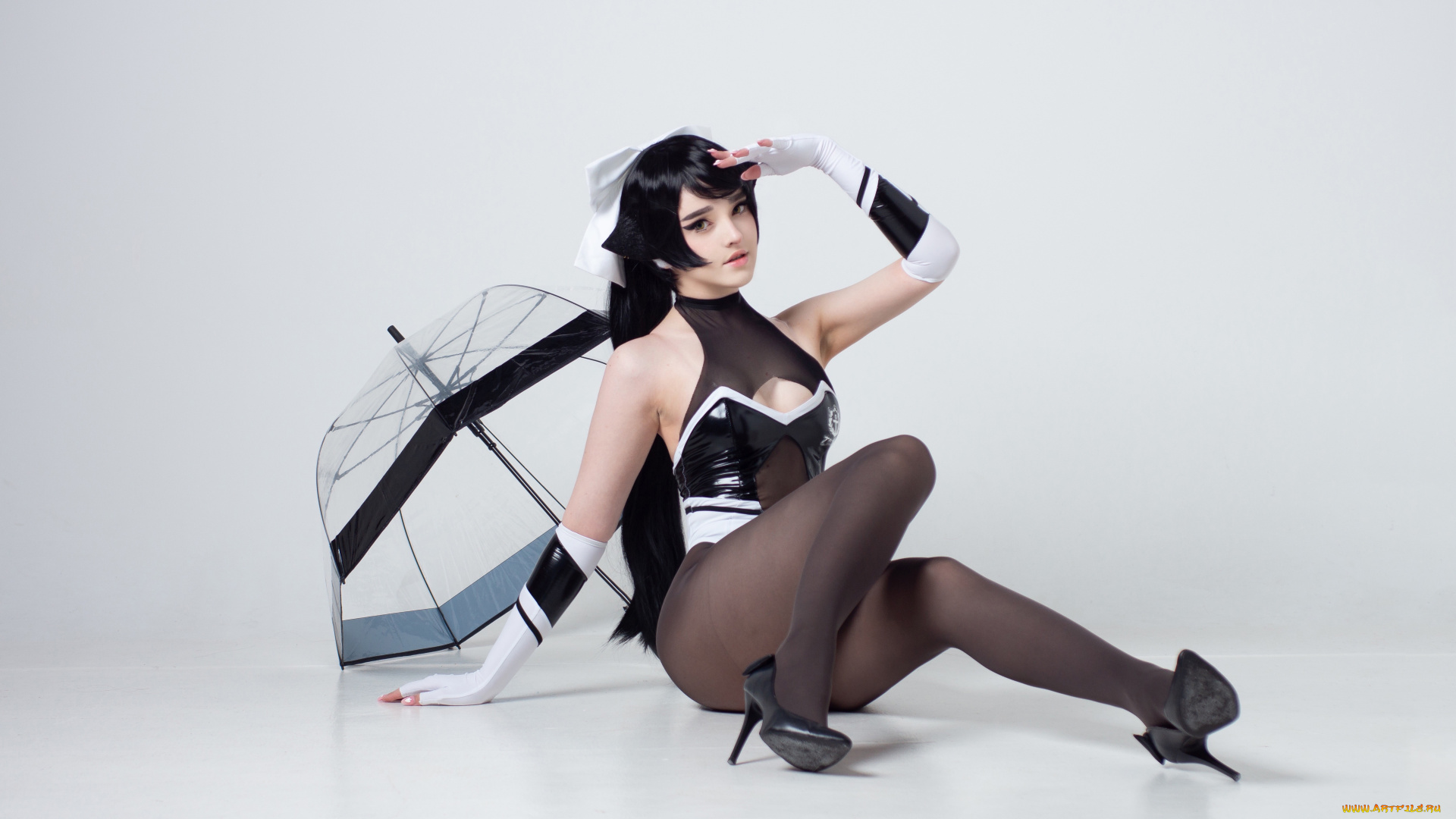 candy, ball, девушки, девушка, женщина, брюнетка, темноволосая, сексуальная, модель, звезда, позирует, разная, обувь, верхняя, стильная, одежда, нижнее, эротическое, бельё, трусы, лифчик, колготки, чулки, аксессуары, макияж, и, множество, элементов, на, фотографии