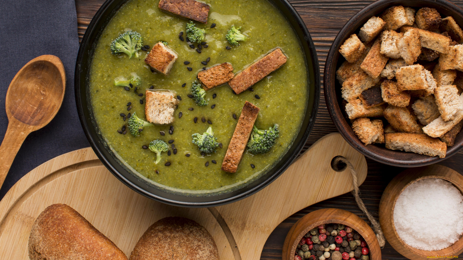еда, первые, блюда, соль, перец, сухарики, суп, брокколи