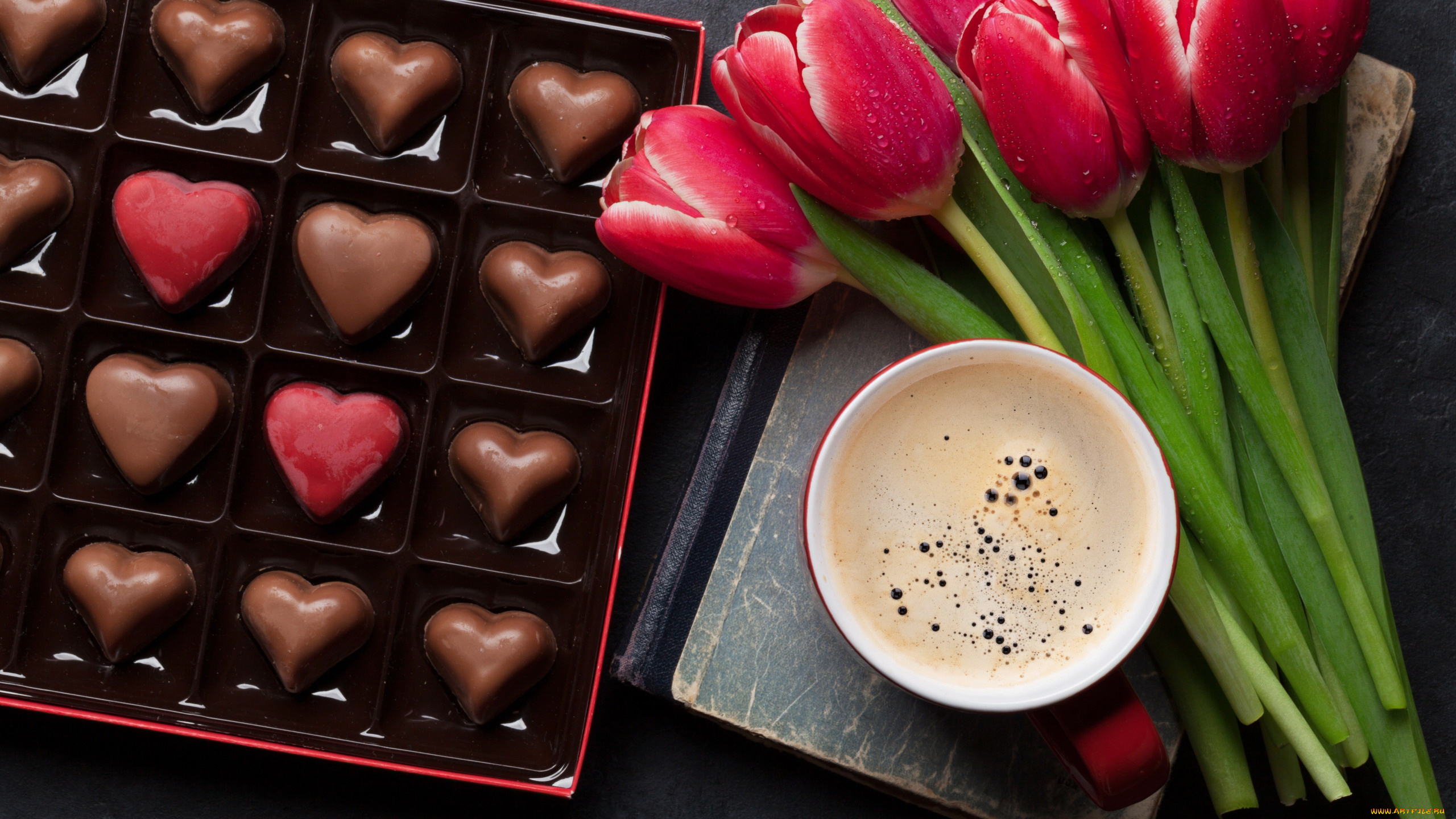 праздничные, день, святого, валентина, , сердечки, , любовь, конфеты, сердечки, кофе, книга, тюльпаны, бутоны