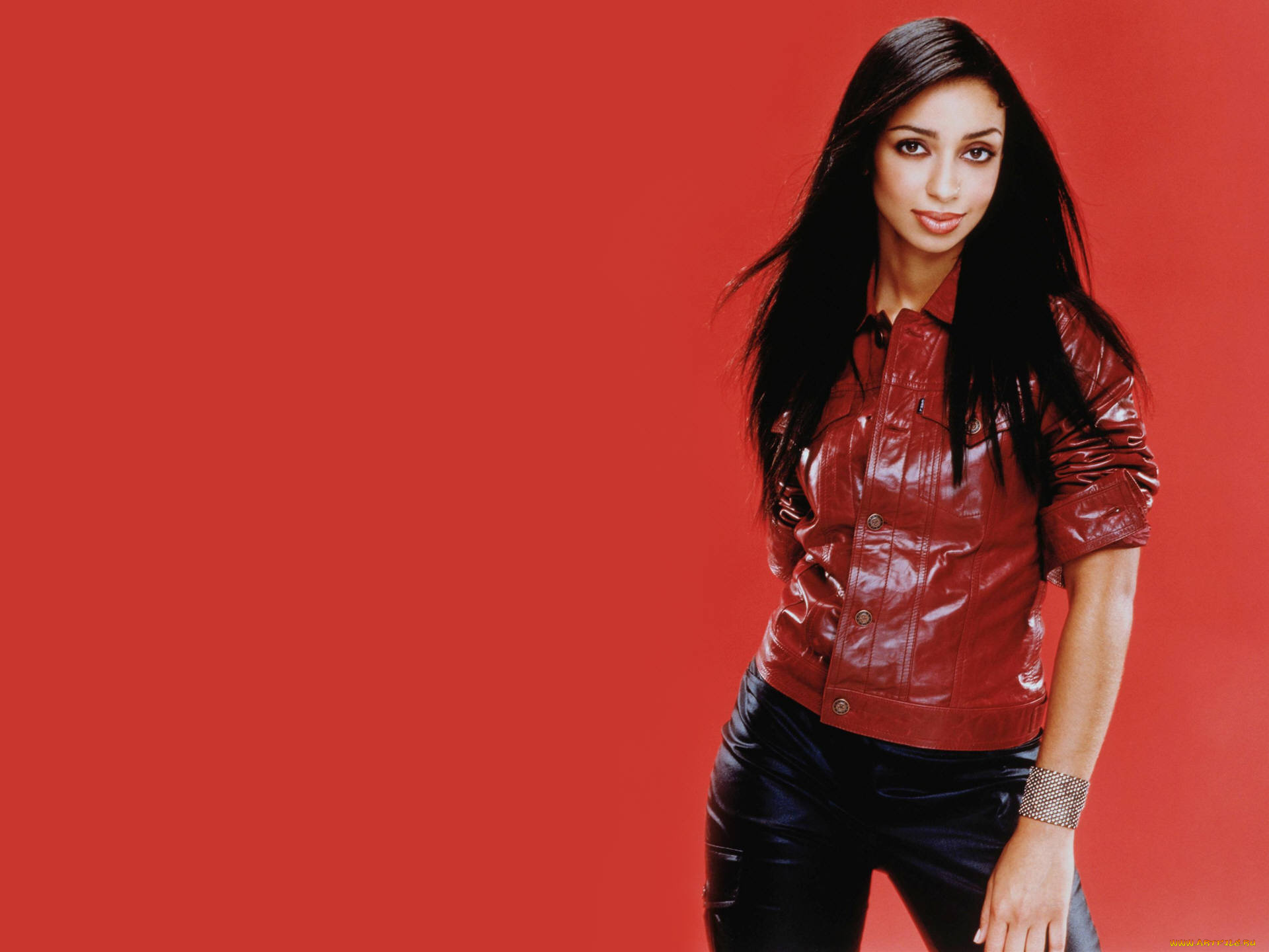 Mya, Harrison, девушки