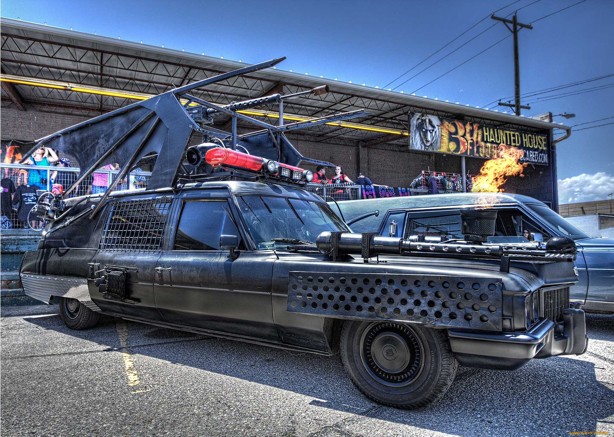 long, black, cadillac, with, optional, accessories, автомобили, выставки, и, уличные, фото, авто, аксессуары