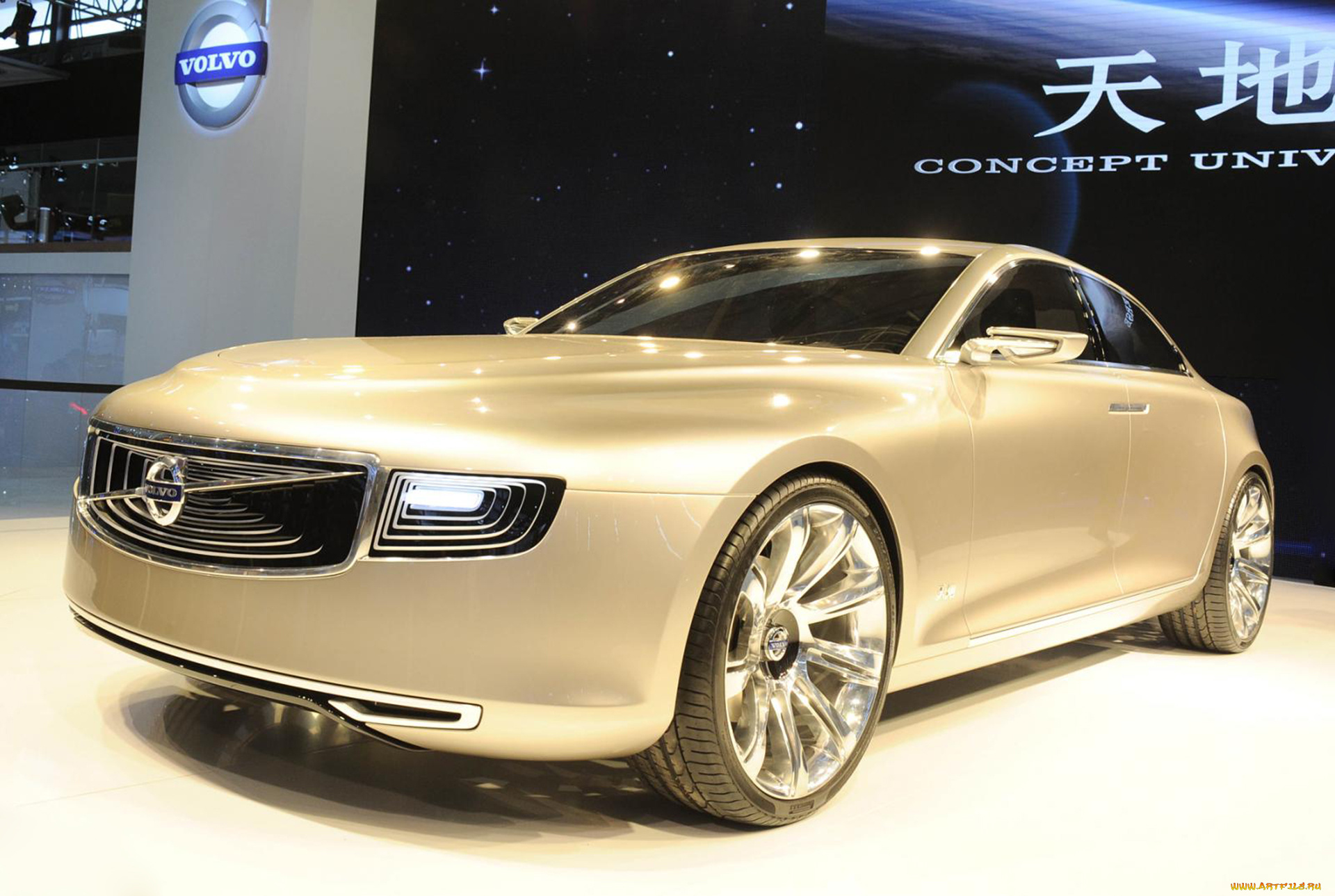 volvo, concept, universe, автомобили, выставки, и, уличные, фото, выставка, кофе, с, молоком, бежевый, universe, автосалон, concept, volvo