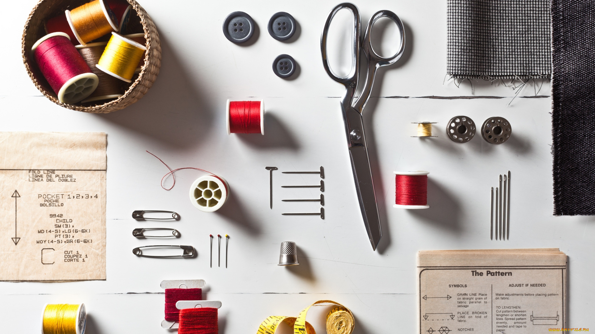 разное, ремесла, поделки, рукоделие, ножницы, нитки, булавки, пуговицы, порядок