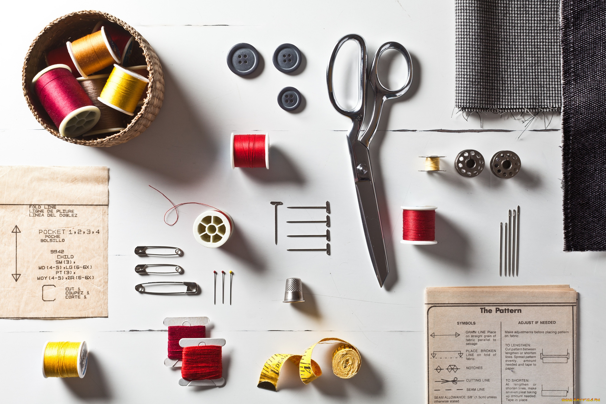 разное, ремесла, поделки, рукоделие, ножницы, нитки, булавки, пуговицы, порядок