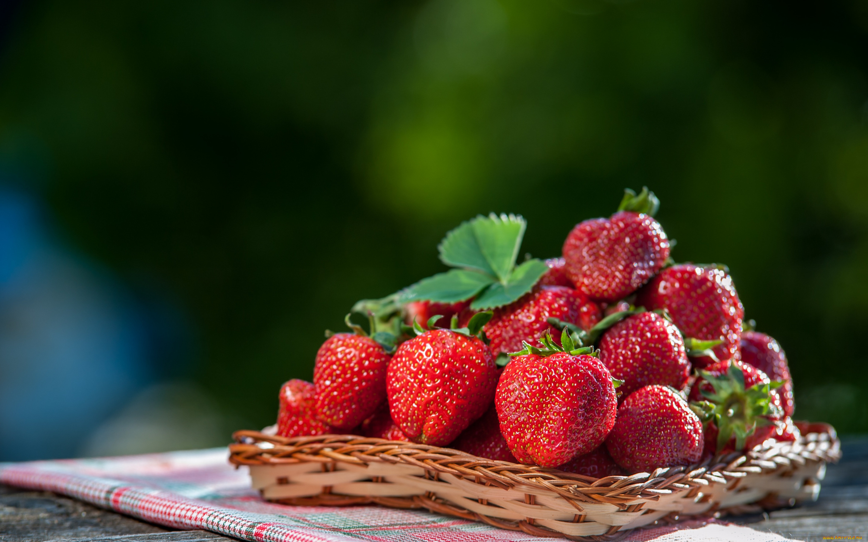 еда, клубника, , земляника, ягоды, корзиночка