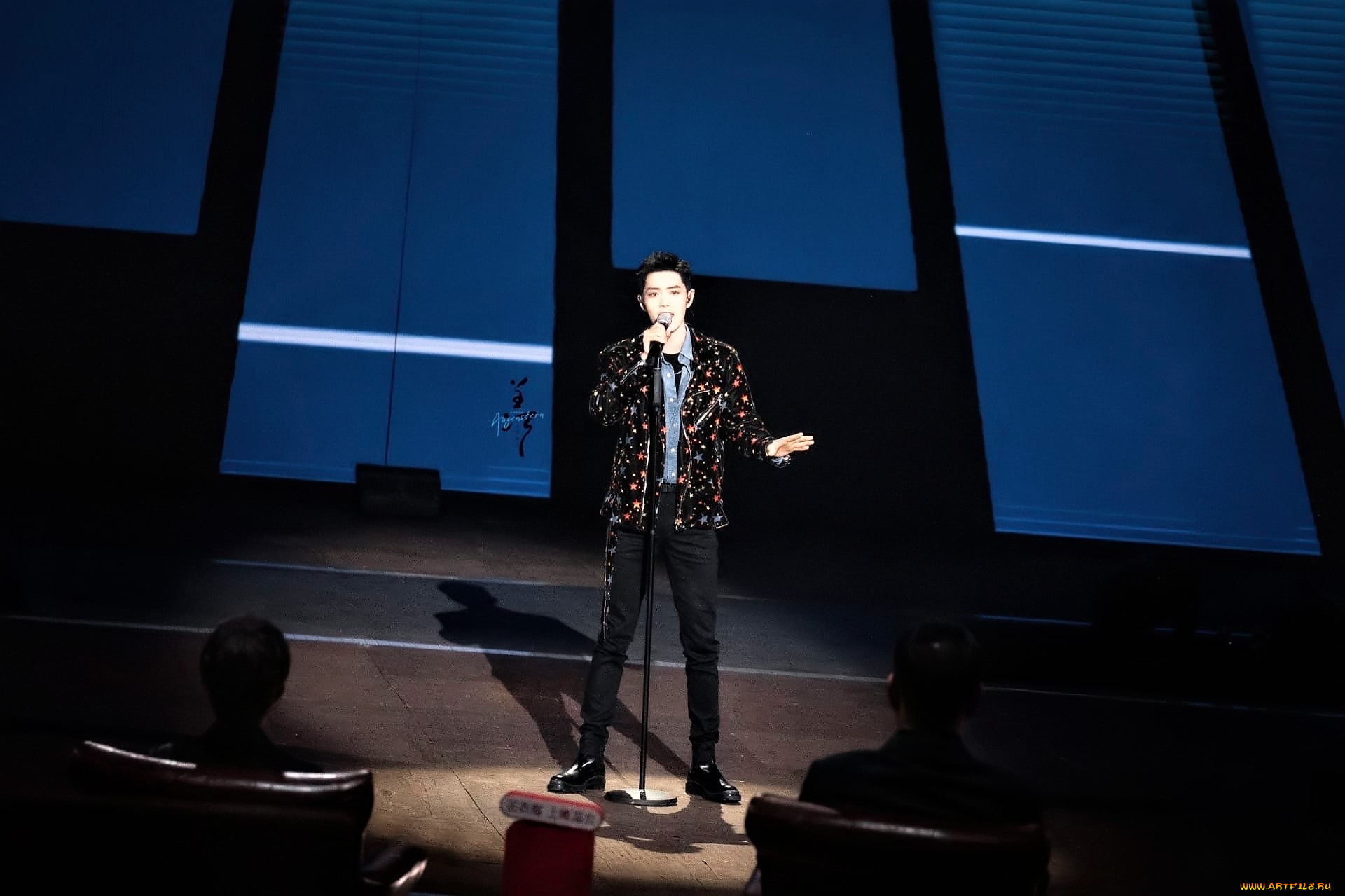мужчины, xiao, zhan, актер, пиджак, микрофон, сцена