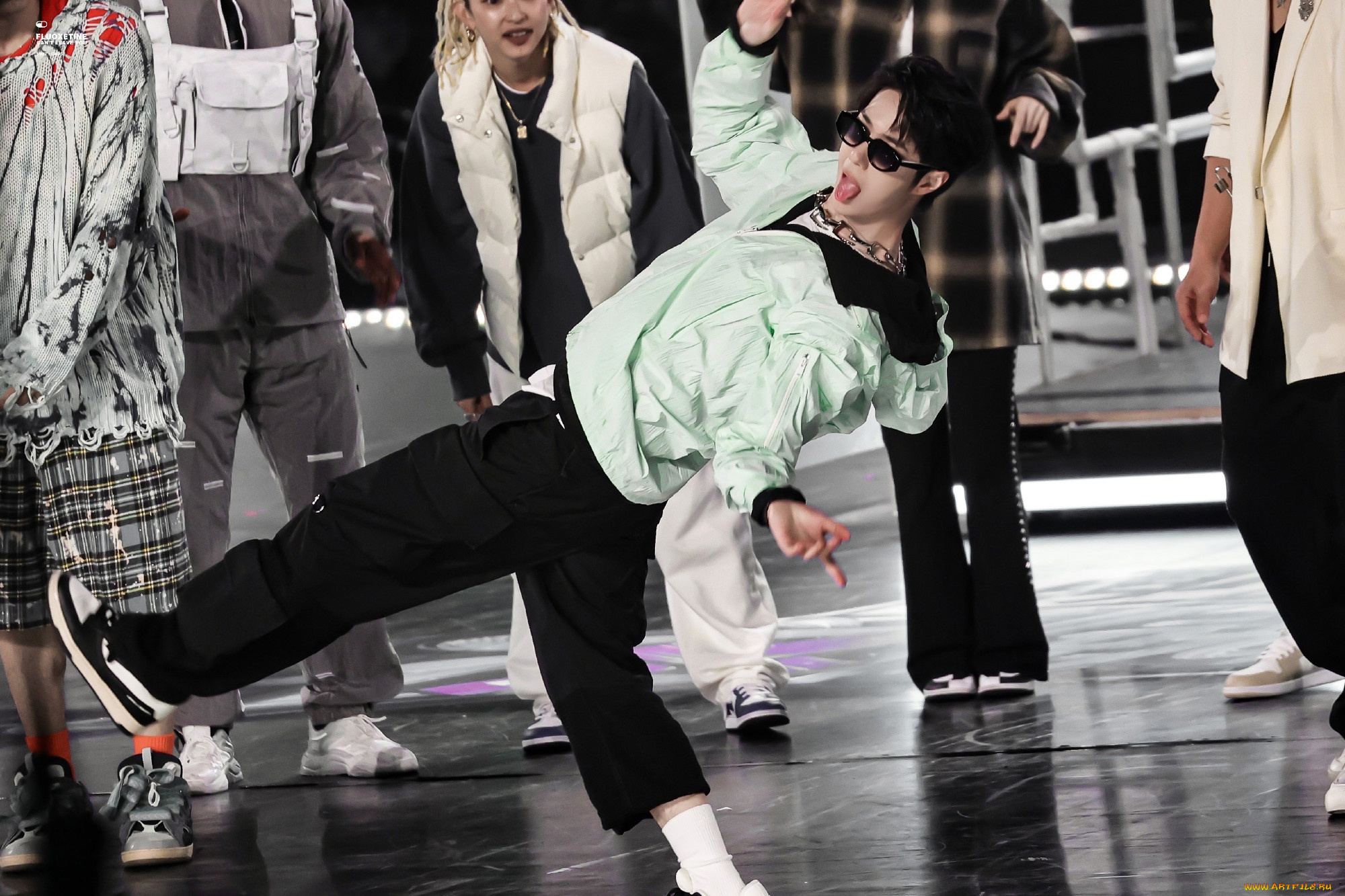 мужчины, wang, yi, bo, очки, куртка, танец, команда