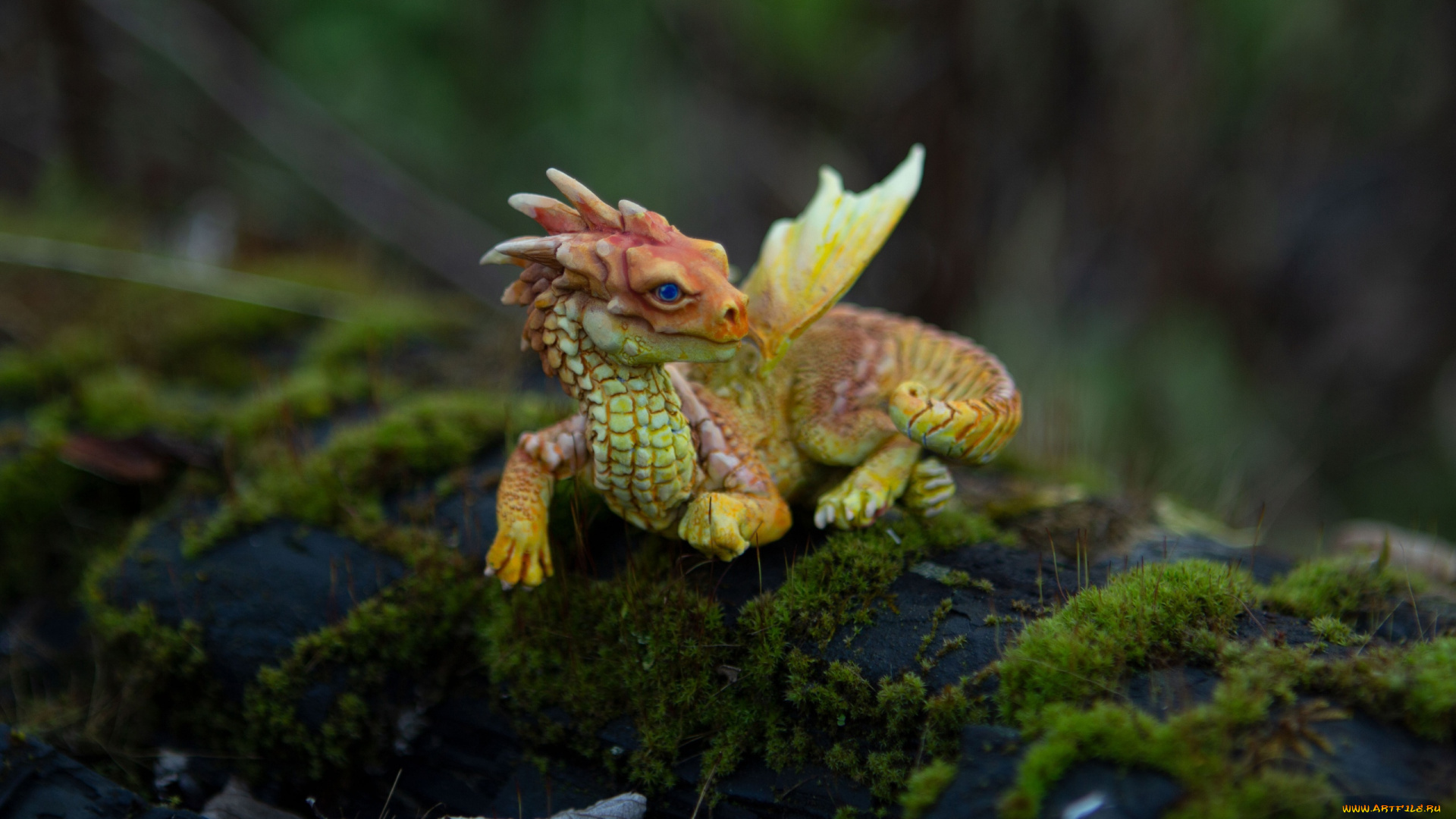разное, игрушки, дракончик, мох, бревно