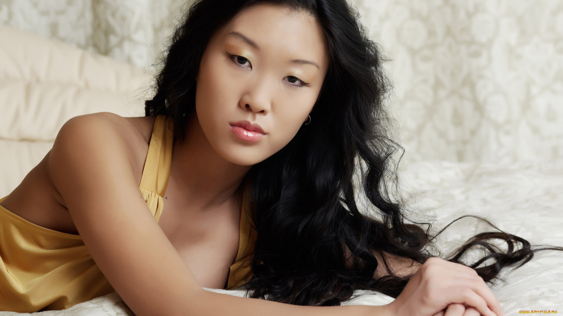 -Unsort, Азиатки, mariko, девушки, unsort, азиатки, поза, met-art, модель, секси, красотка, фото, сессия, фон, кровать, волосы